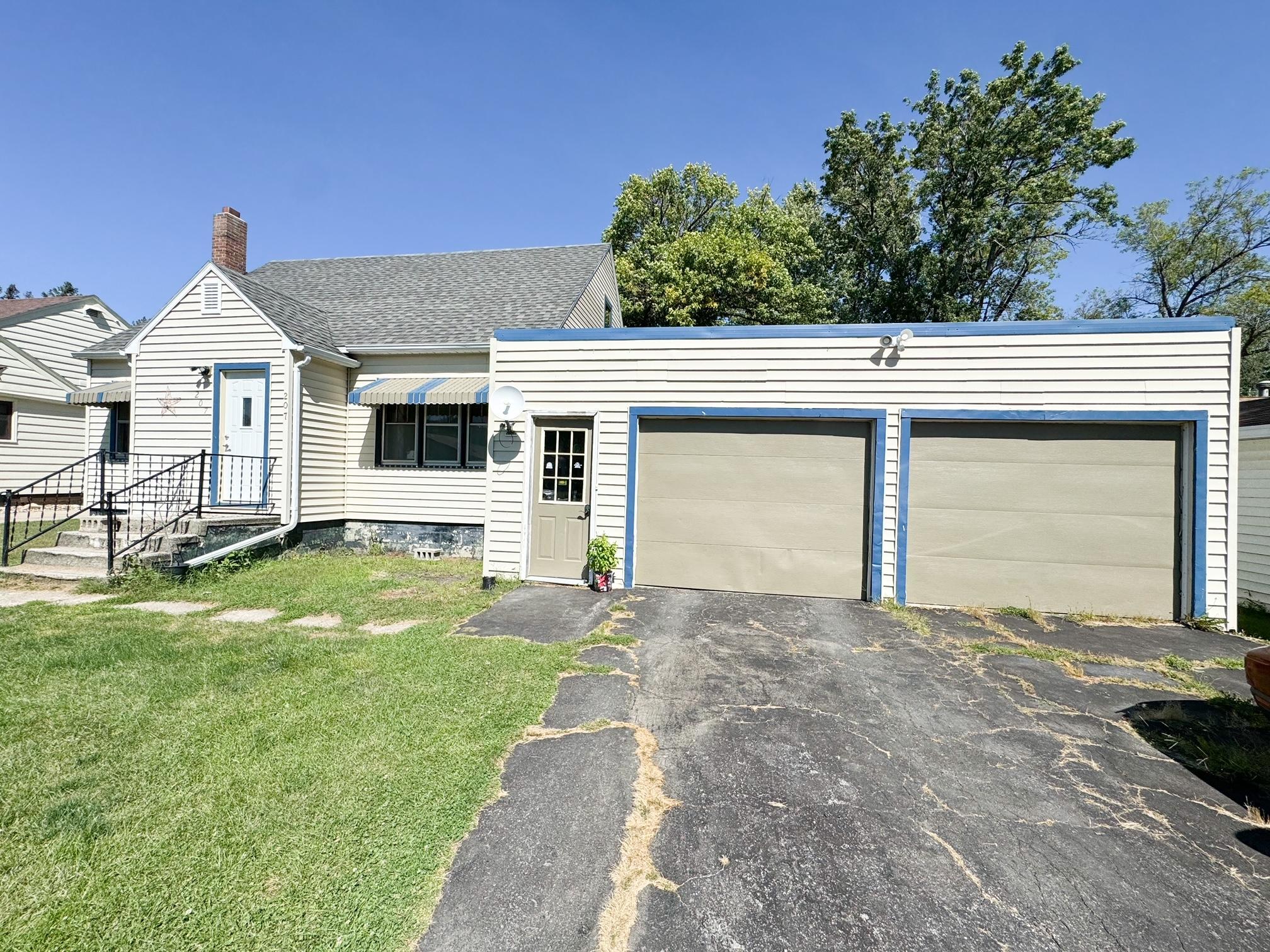 main property photo 3