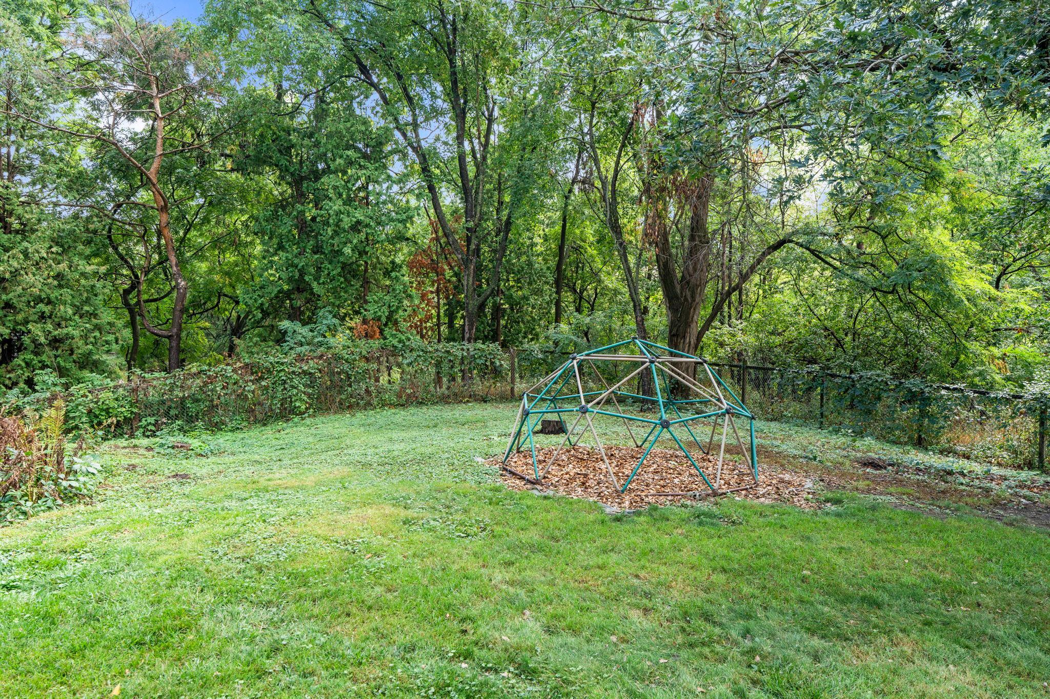 main property photo 68