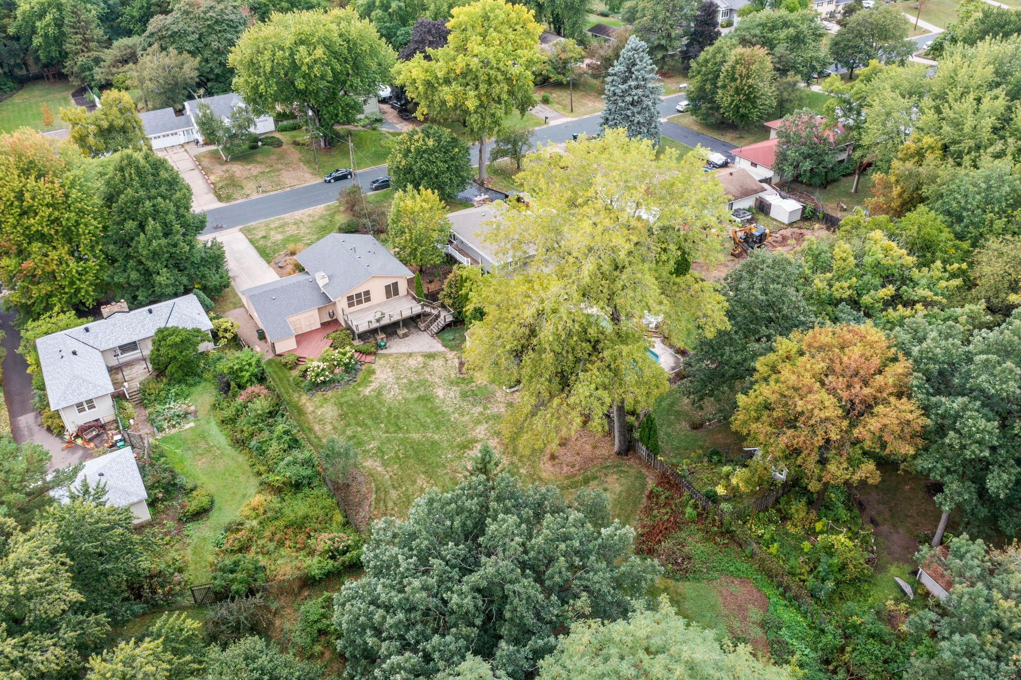 main property photo 74