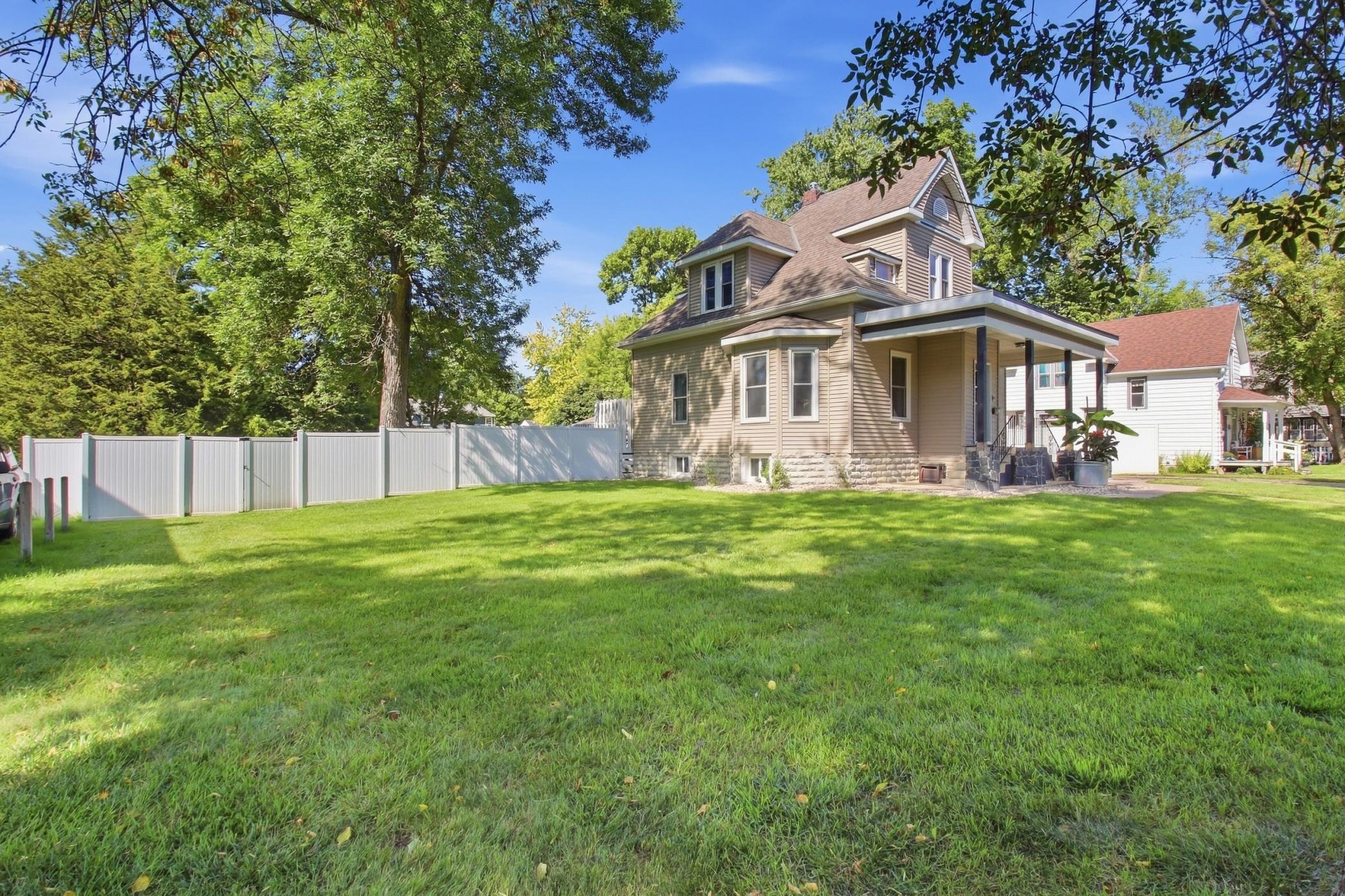 main property photo 38