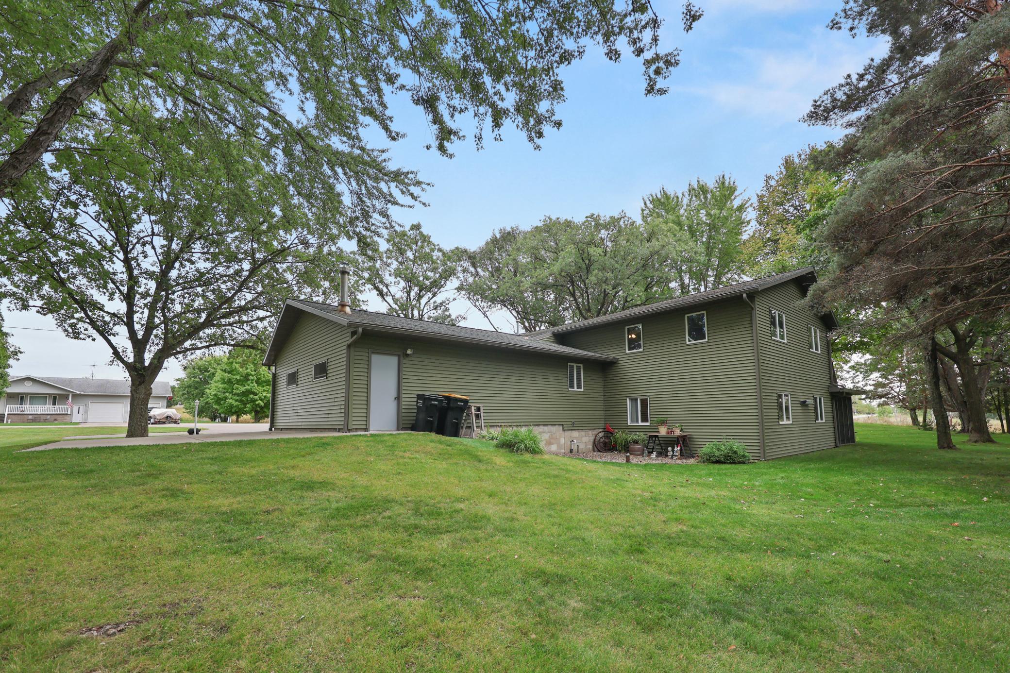 main property photo 70