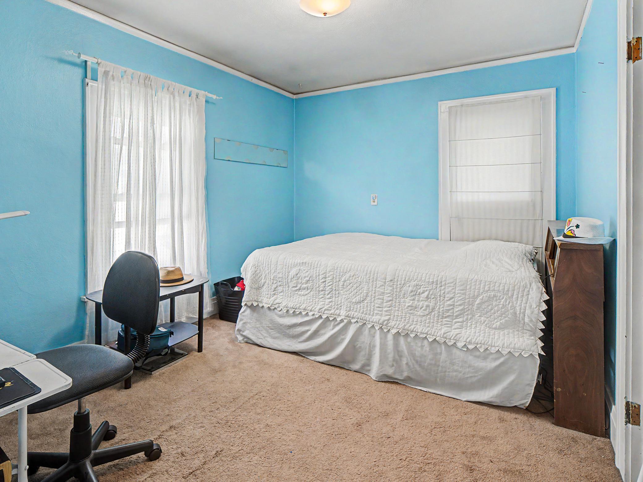main property photo 20