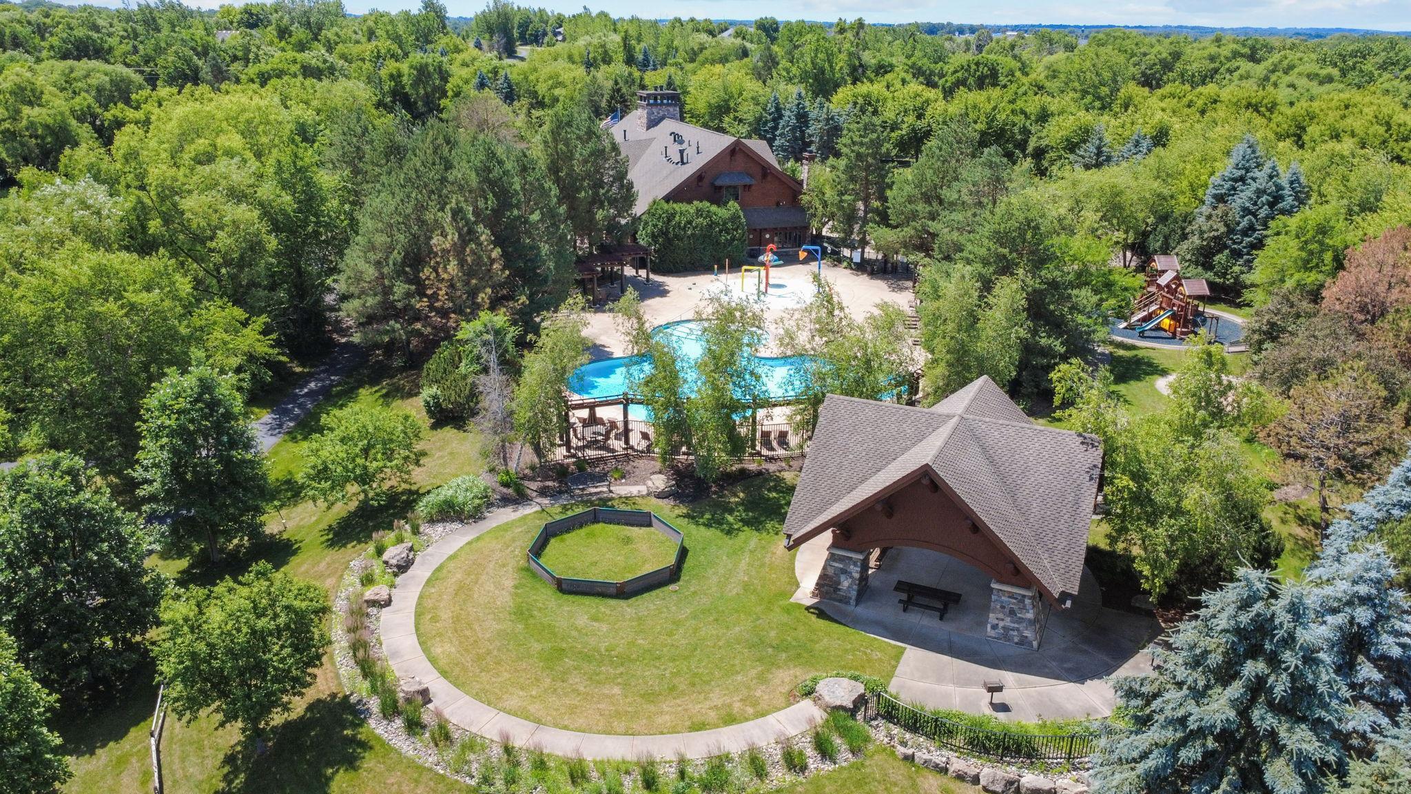 main property photo 74