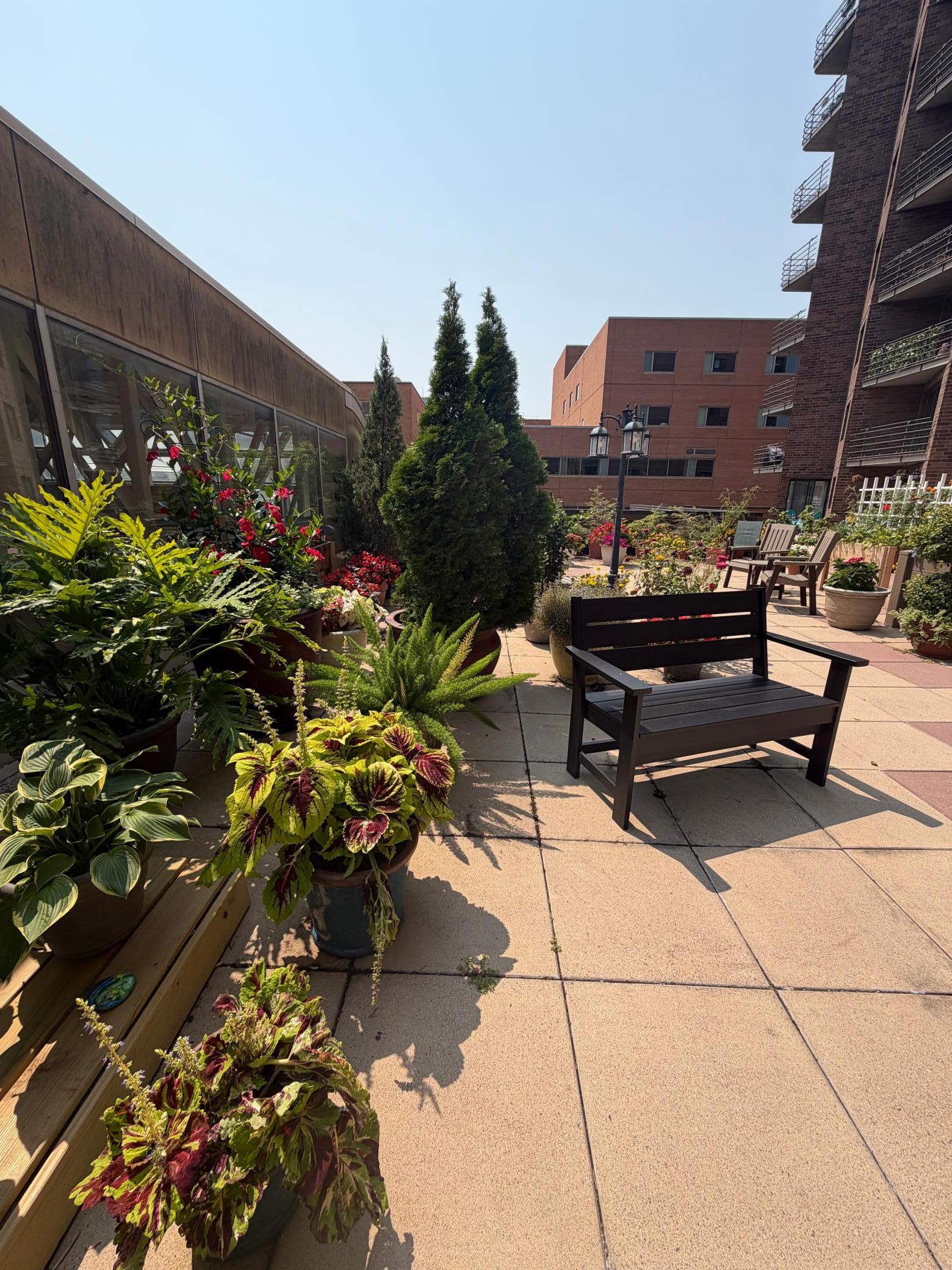 main property photo 30