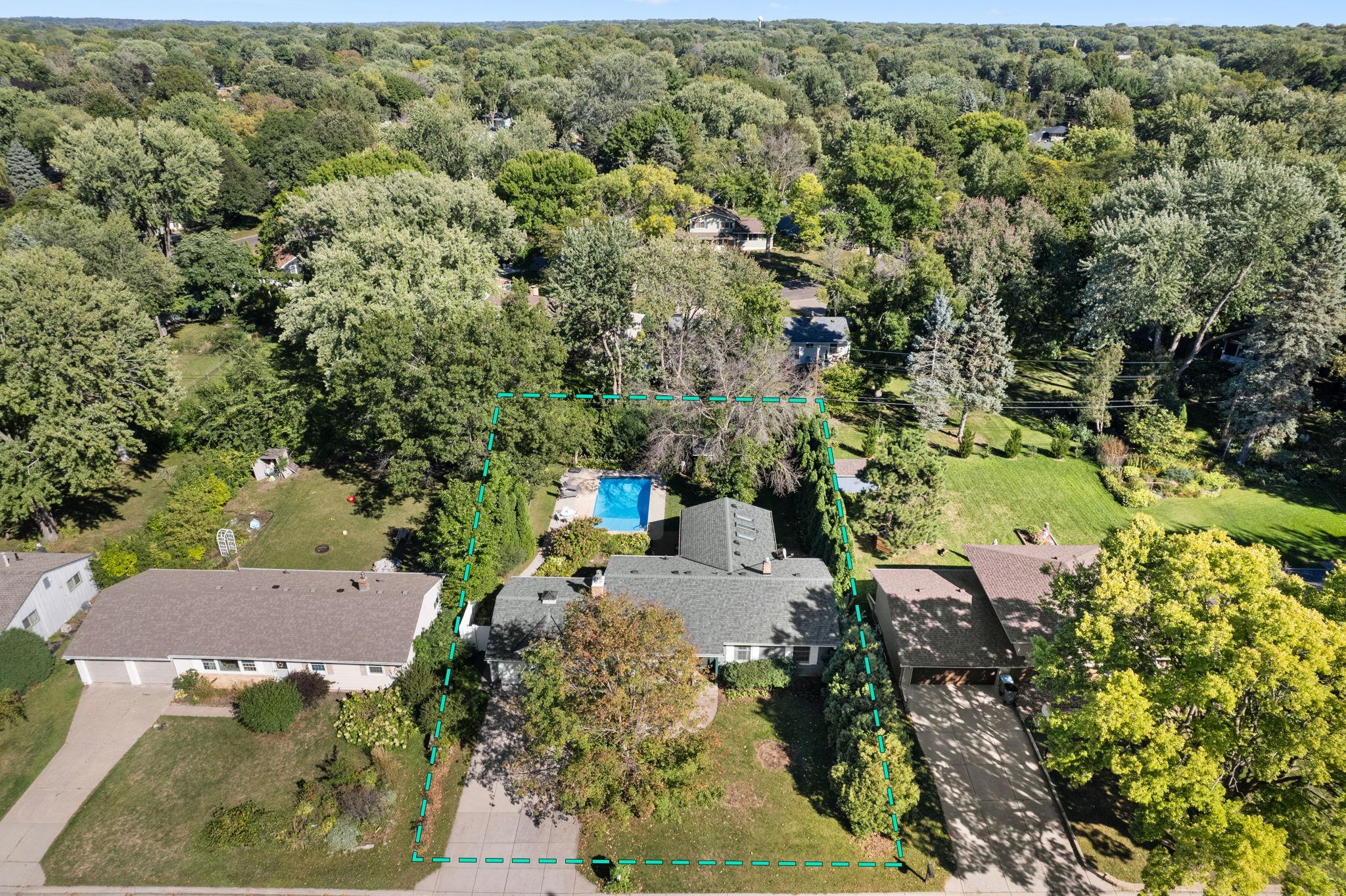 main property photo 3