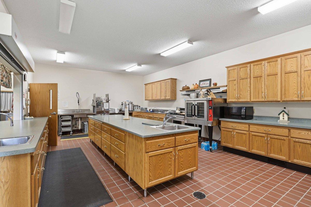main property photo 12