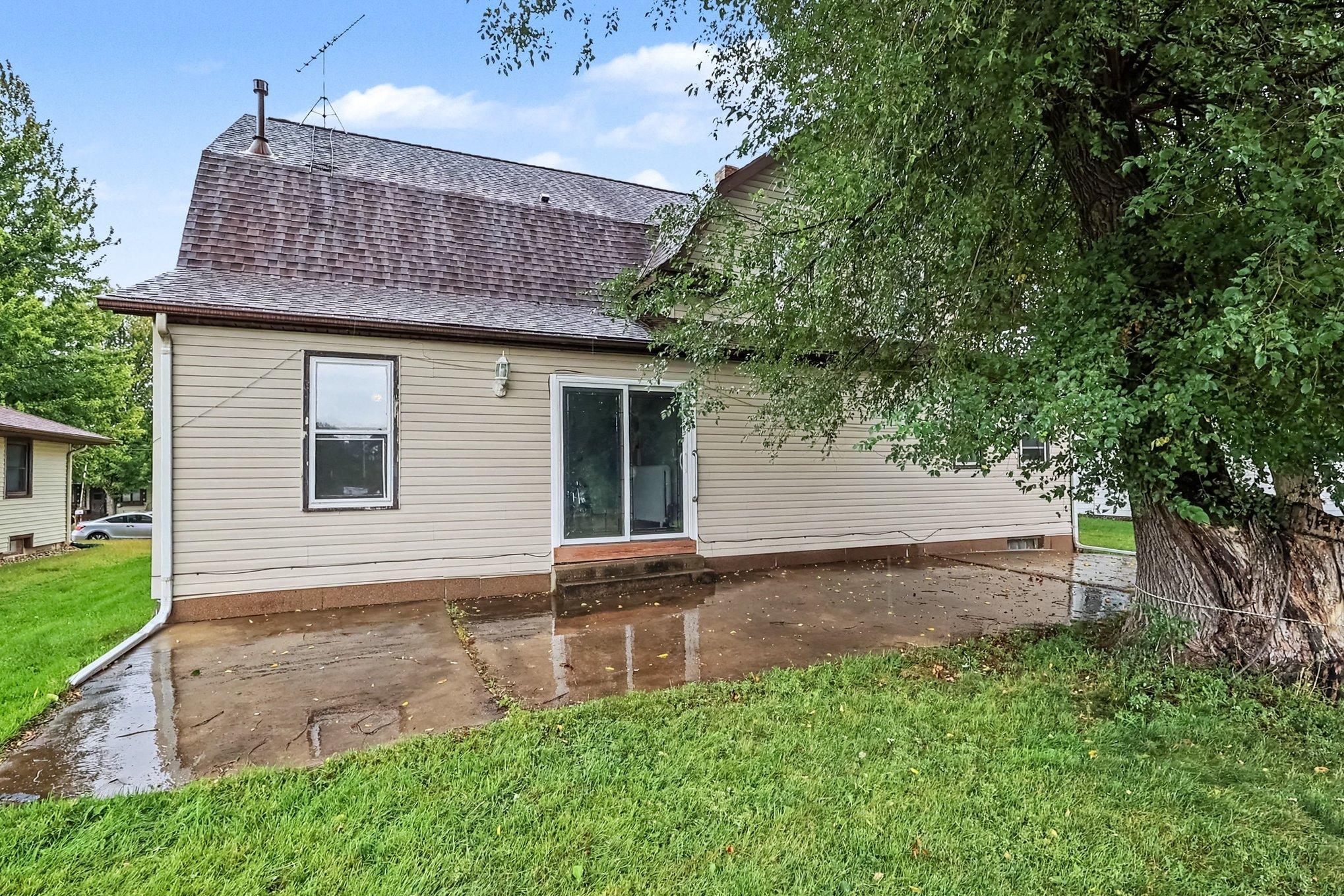 main property photo 22
