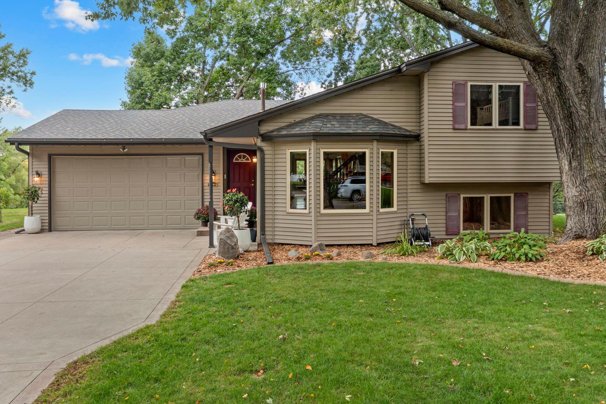 main property photo 5
