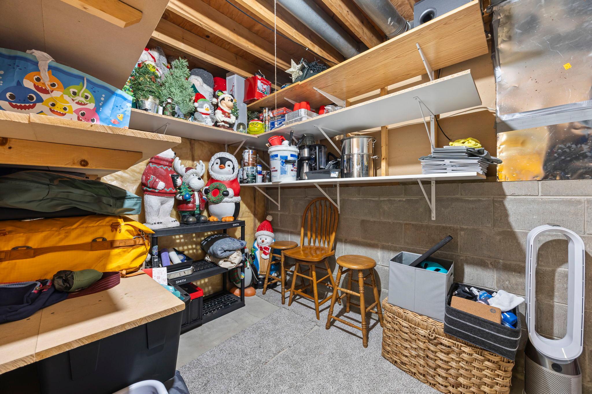 main property photo 50