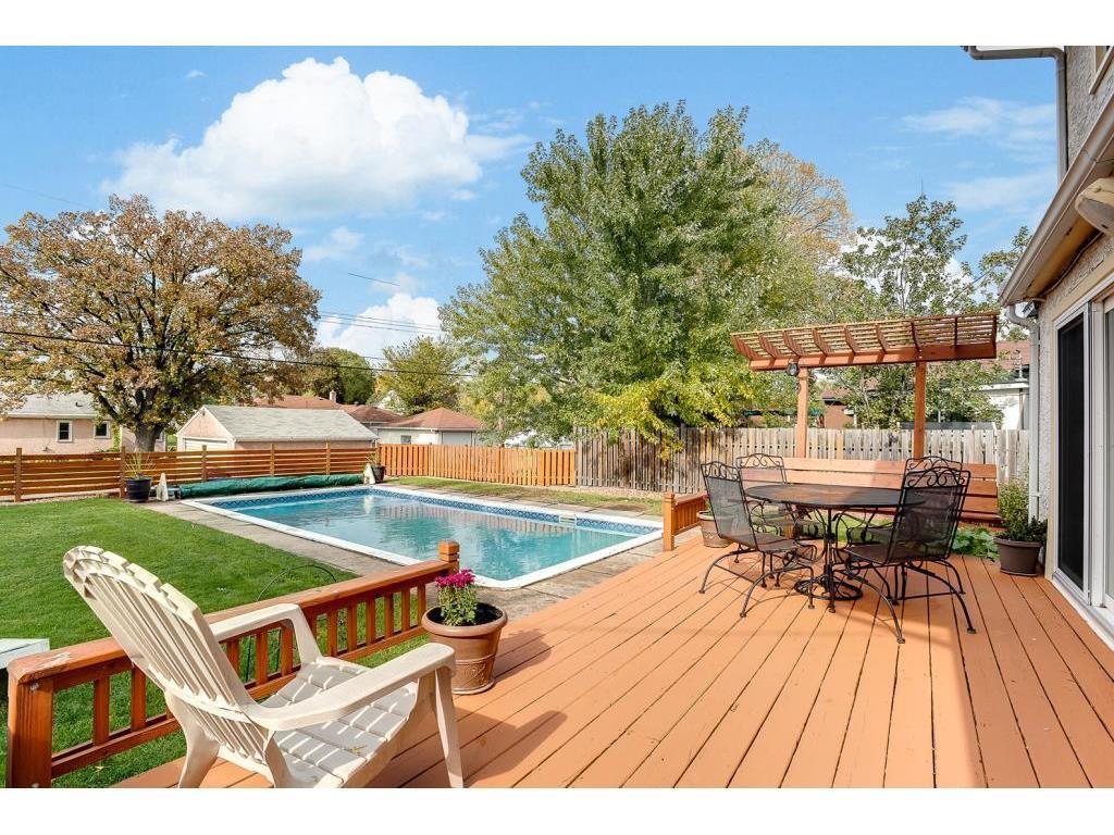 main property photo 20