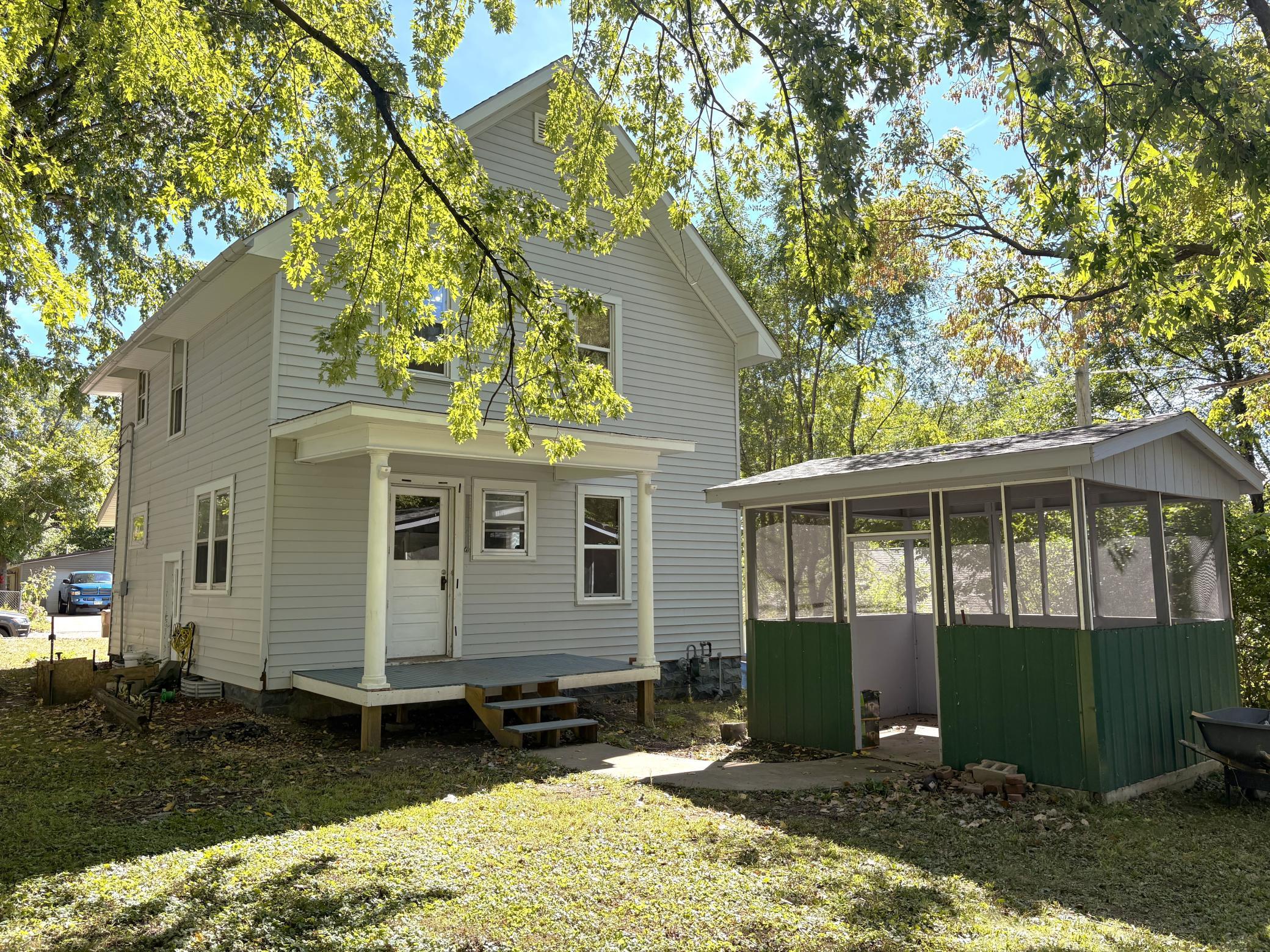 main property photo 20