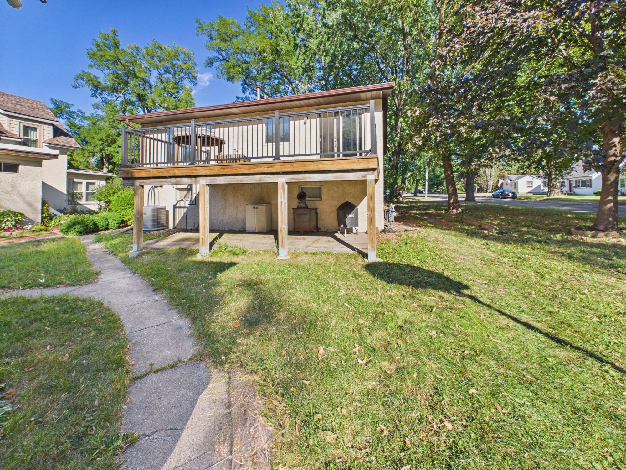 main property photo 19