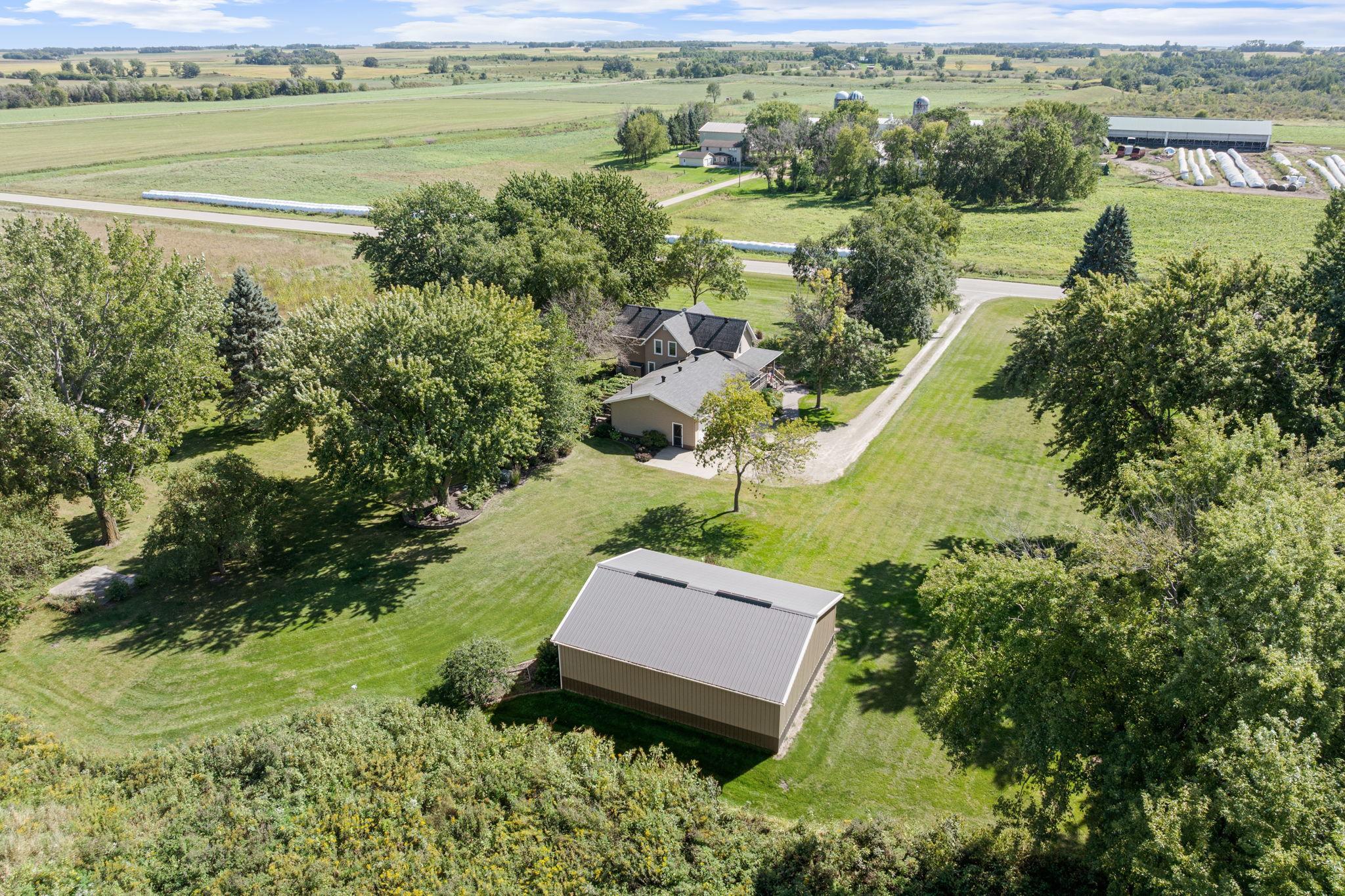 main property photo 4