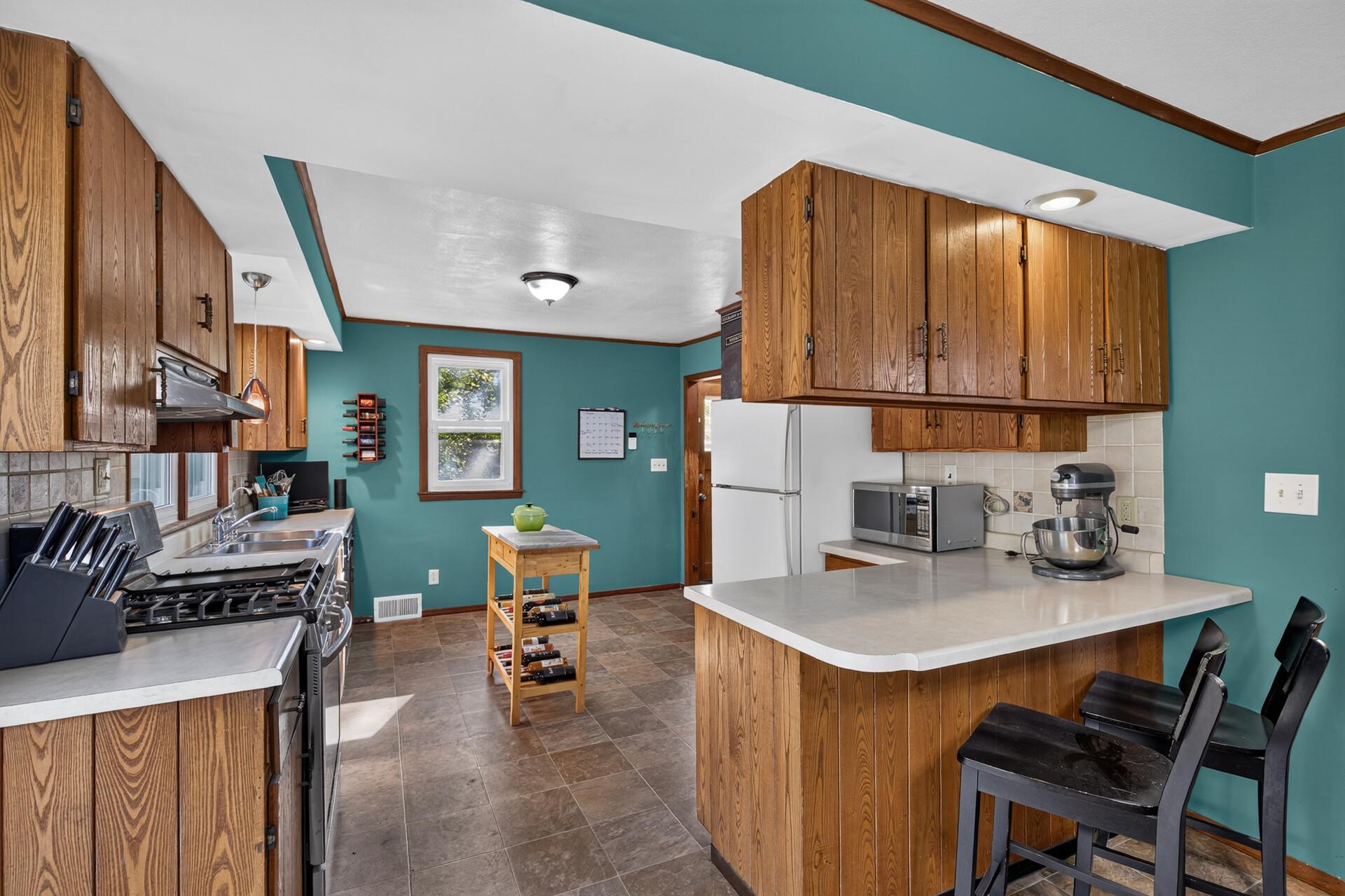 main property photo 8