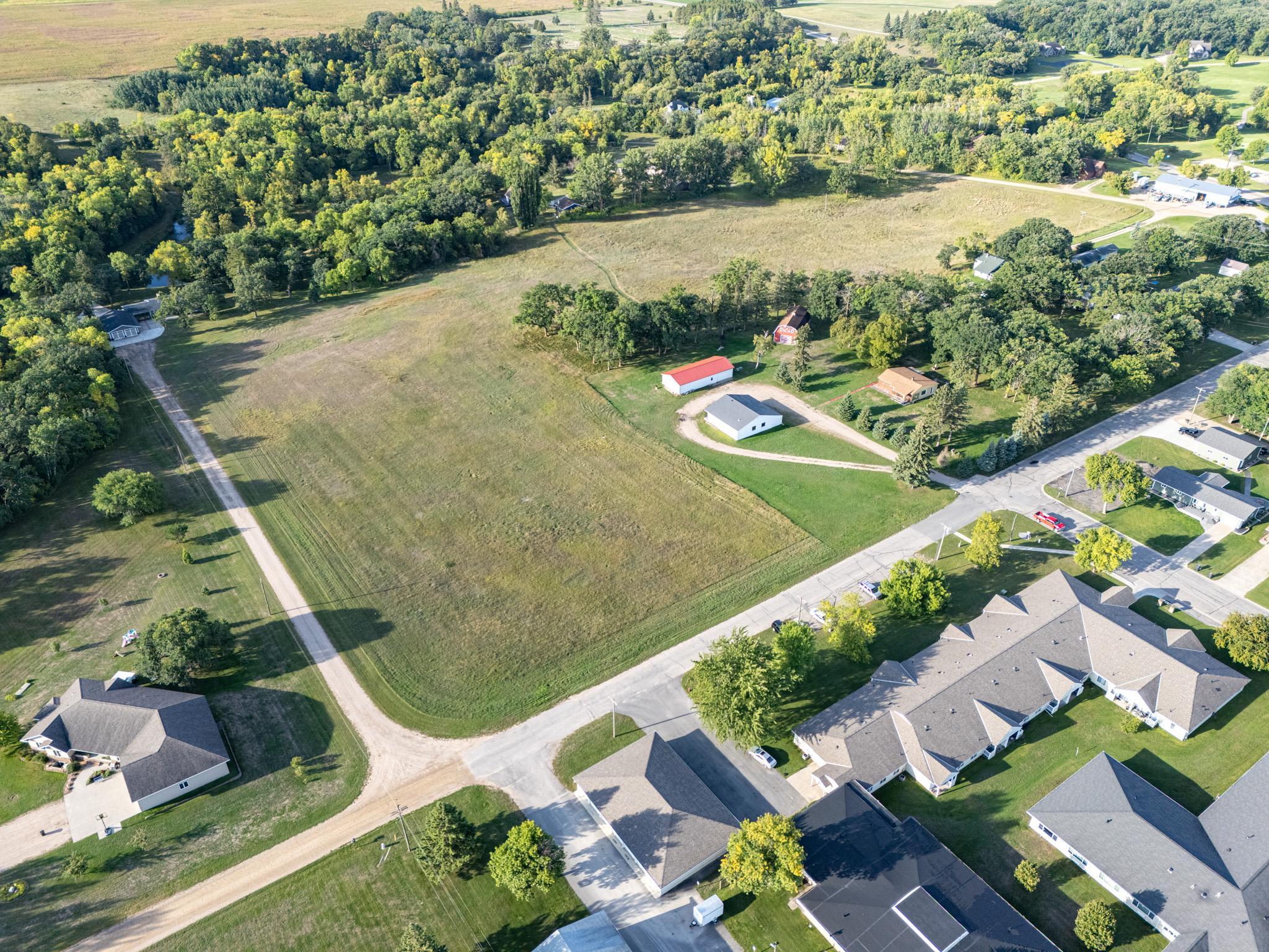 main property photo 43