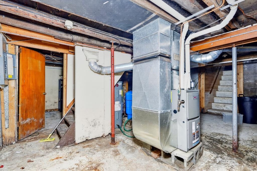 main property photo 60