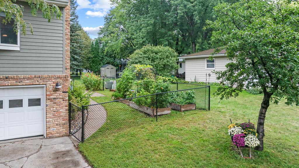main property photo 53
