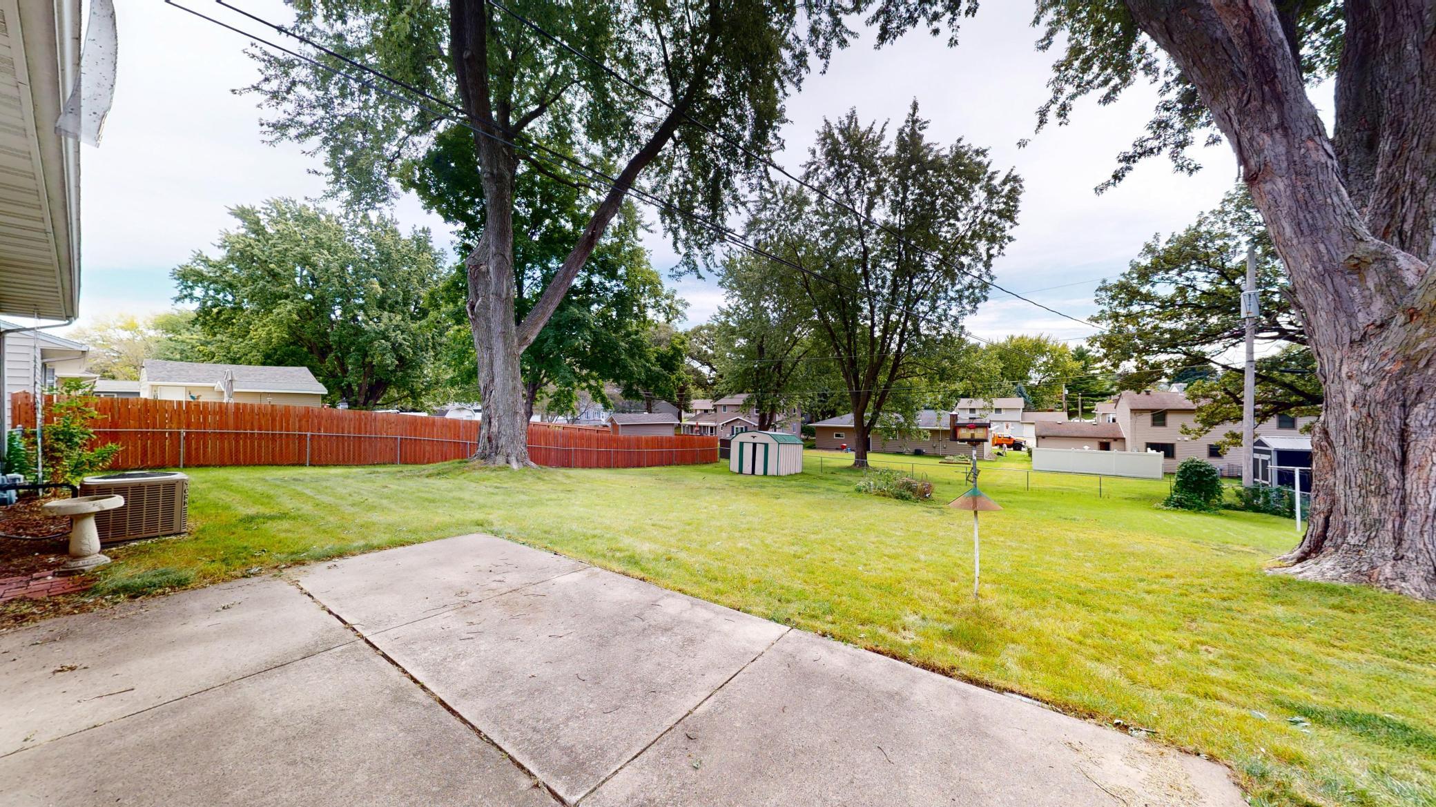 main property photo 33