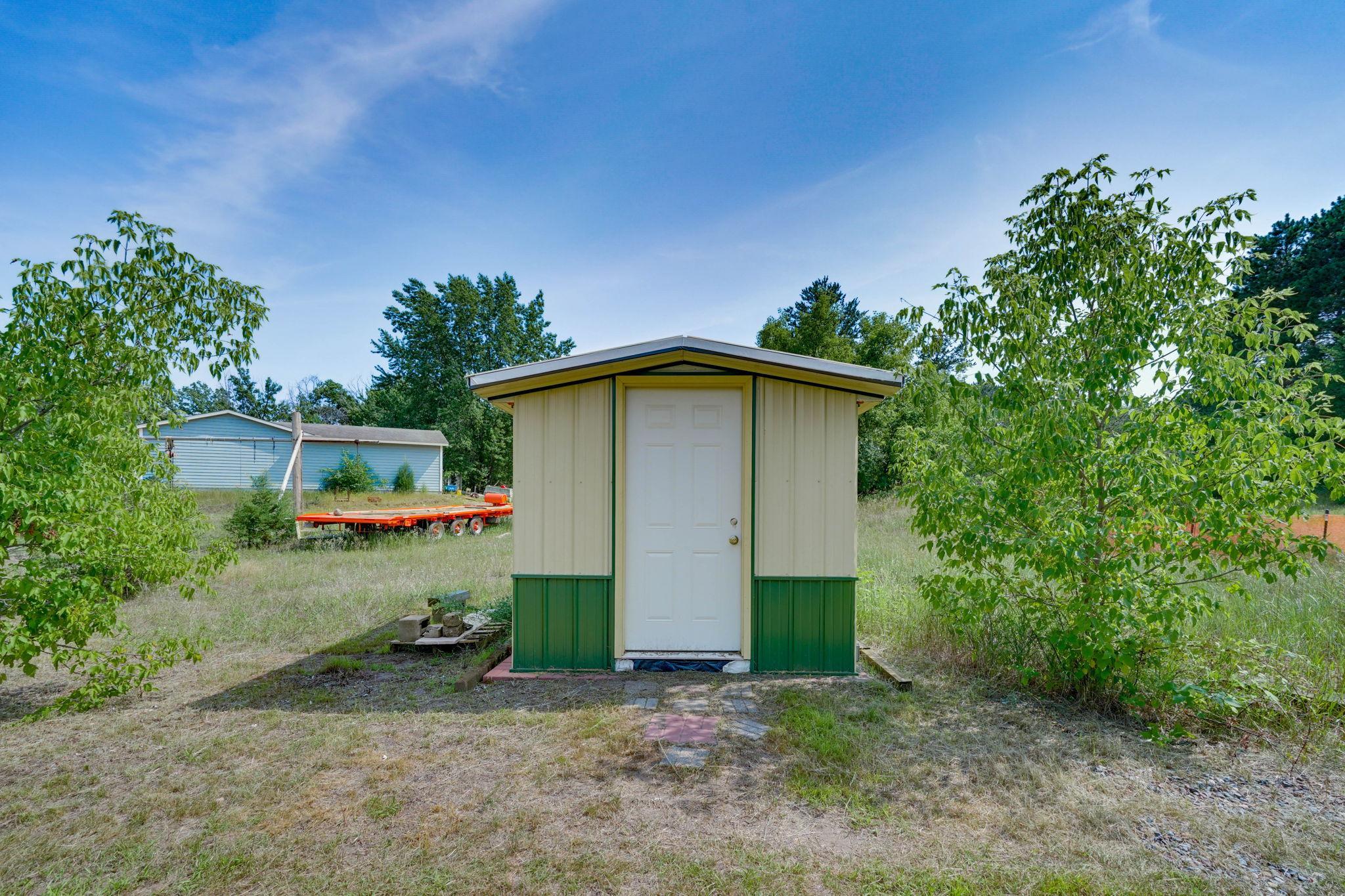 main property photo 35