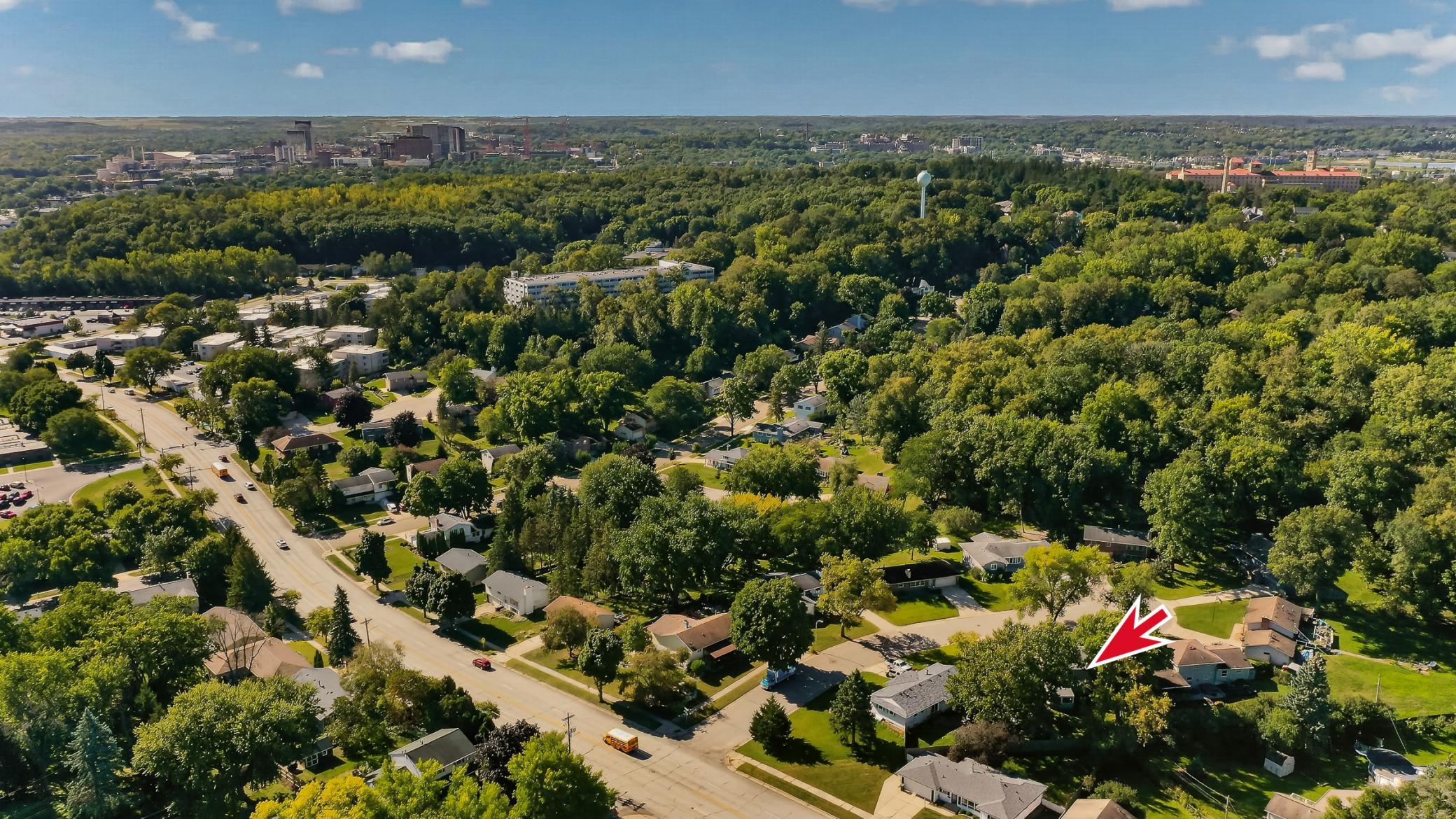 main property photo 37