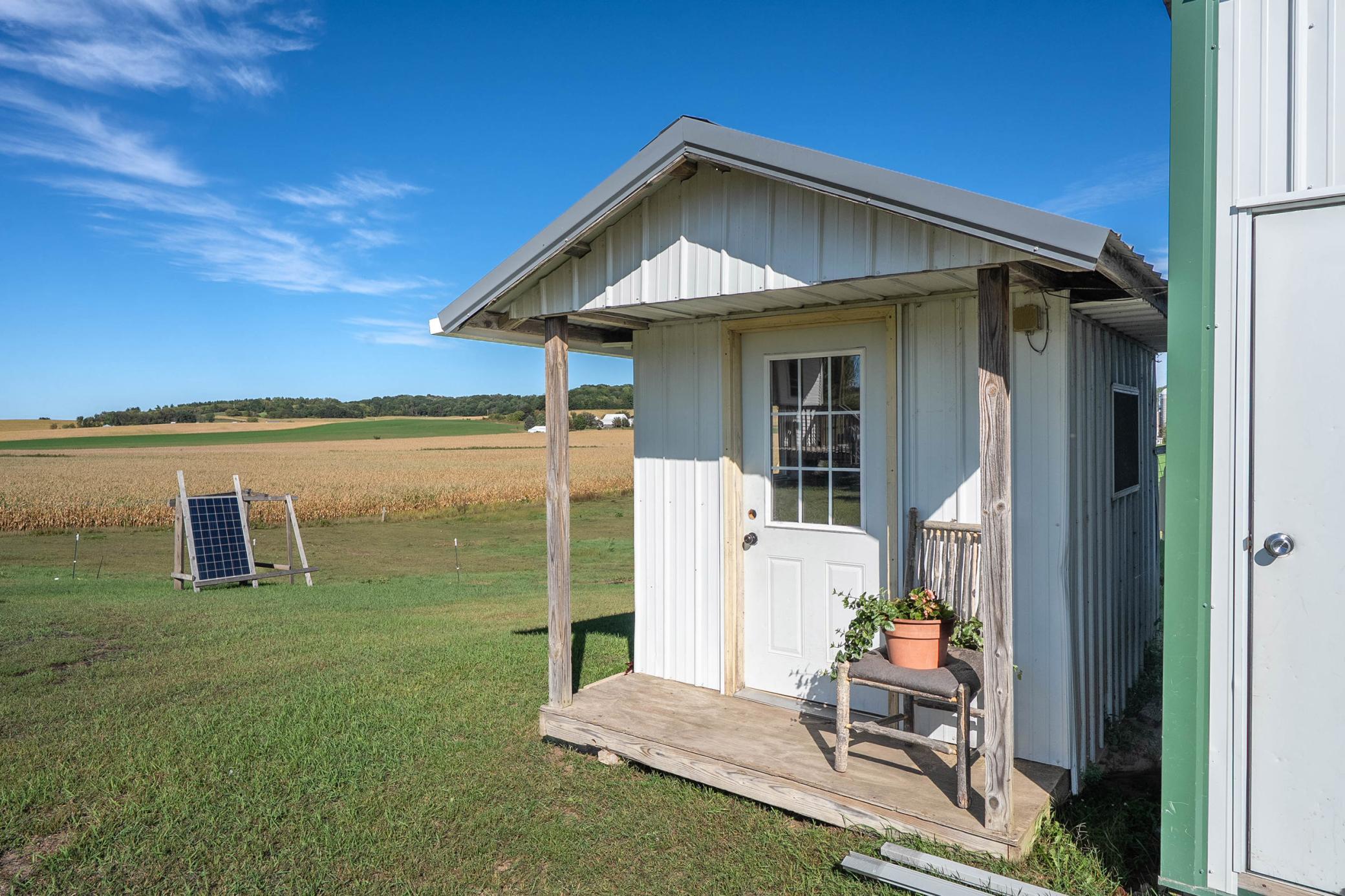 main property photo 41