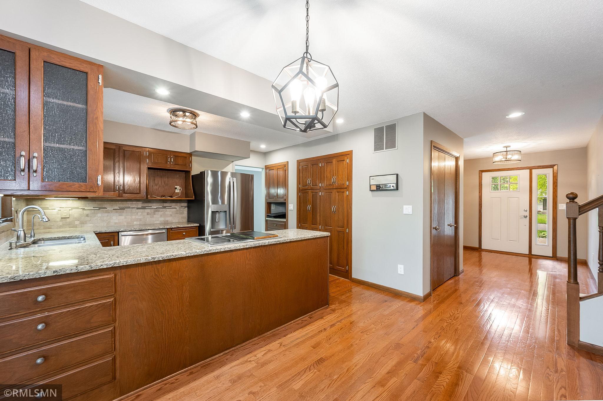 main property photo 16