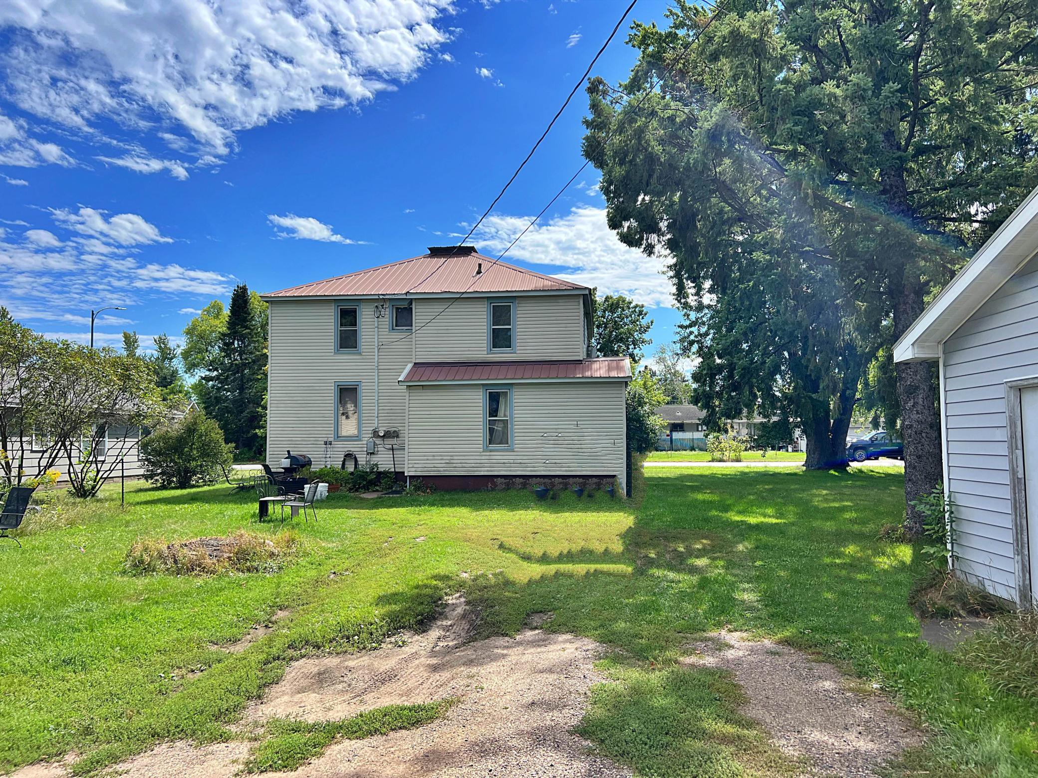 main property photo 22