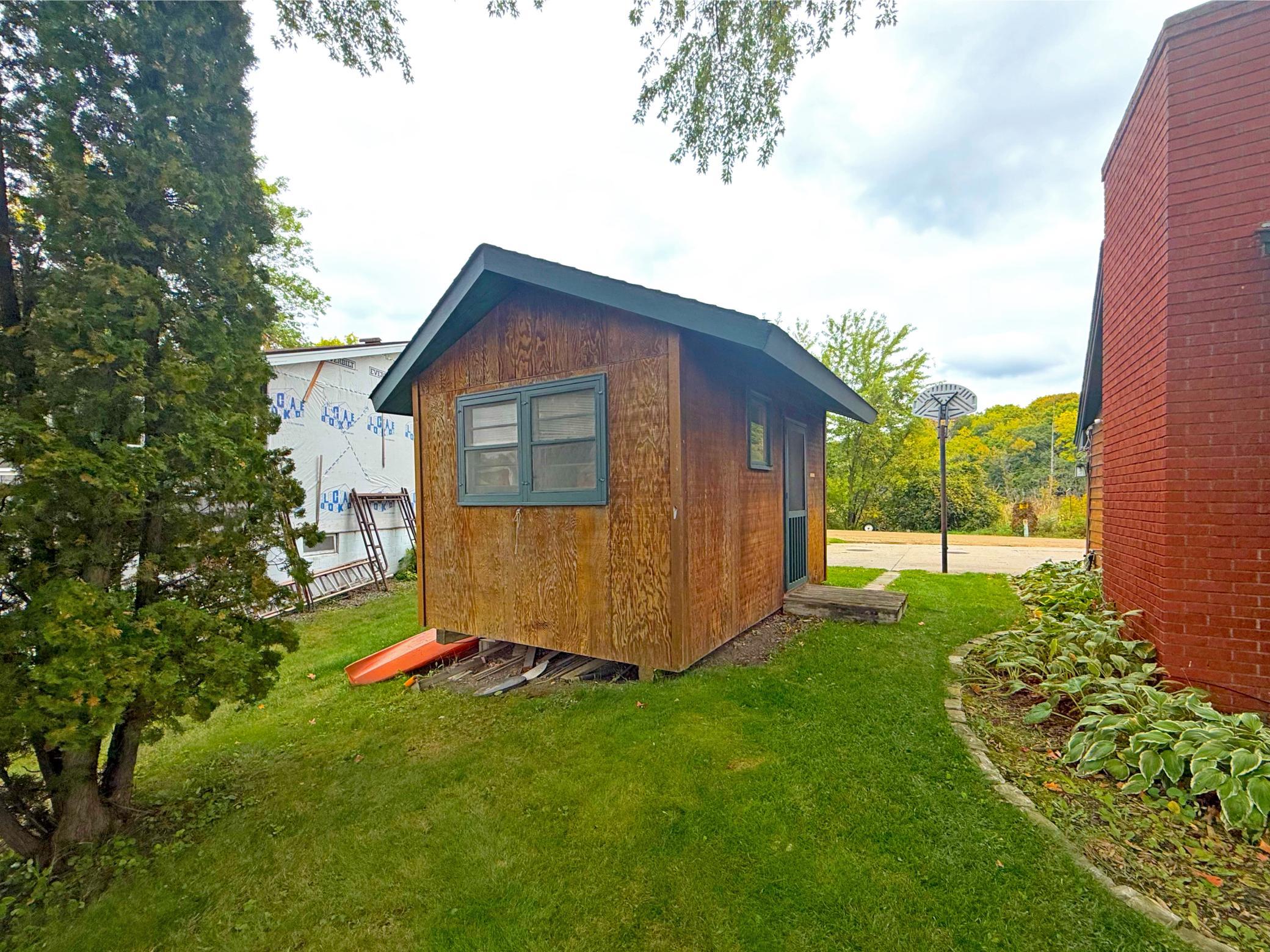 main property photo 23