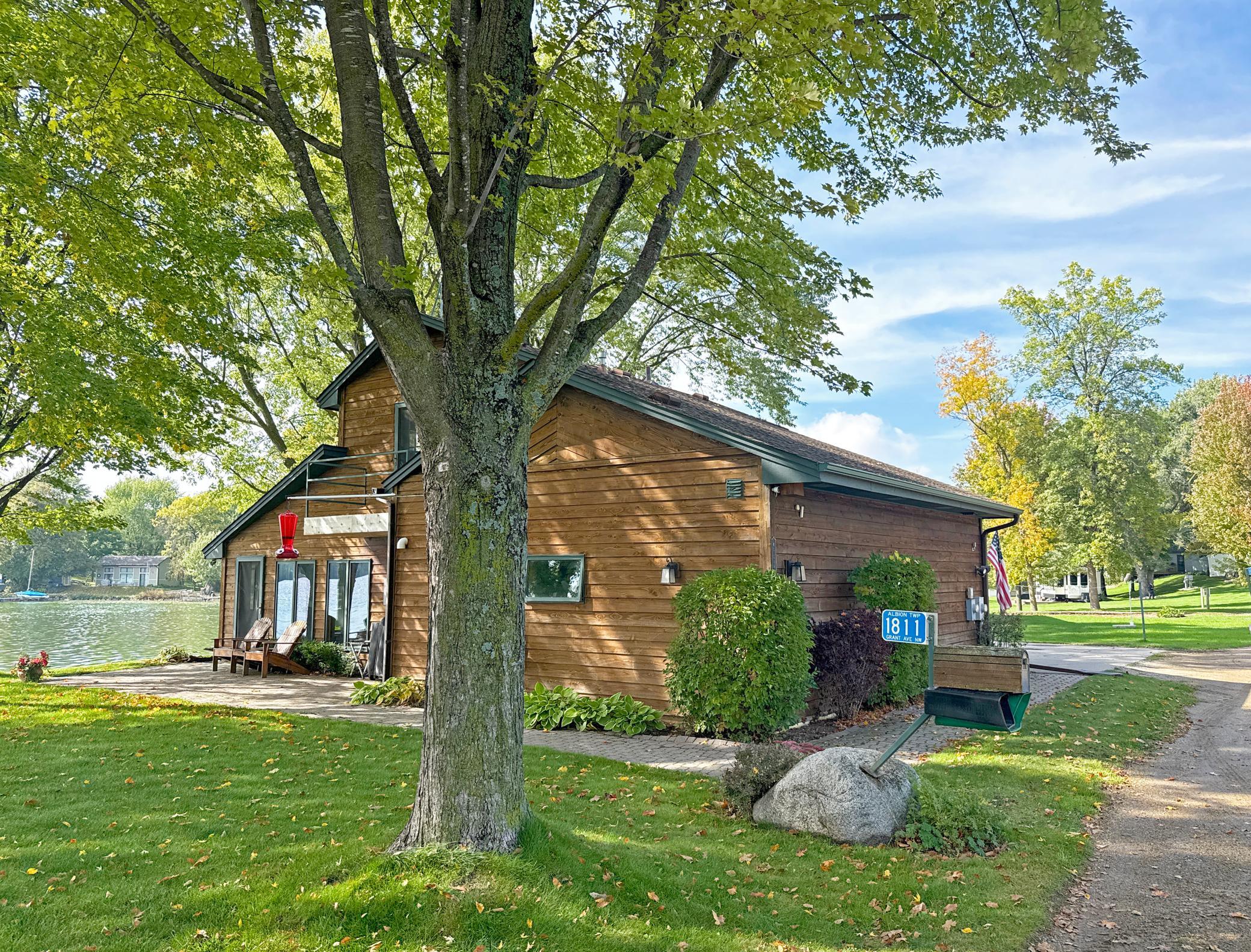 main property photo 35