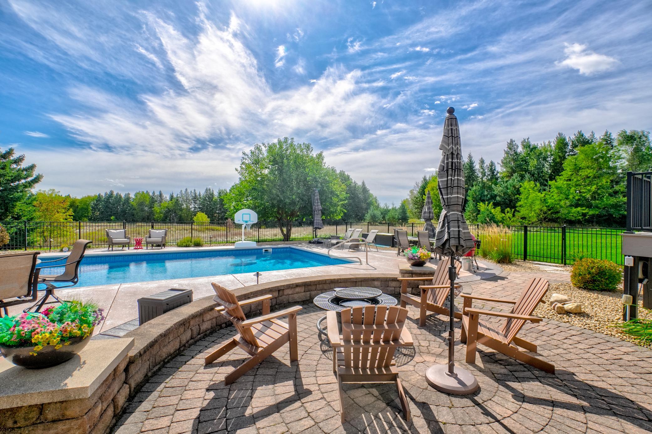 main property photo 79