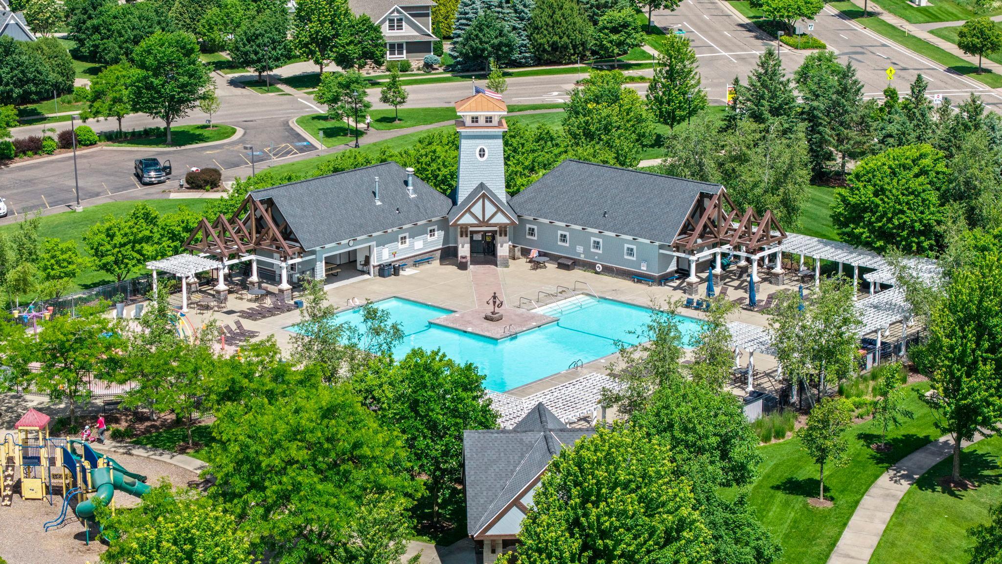 main property photo 15