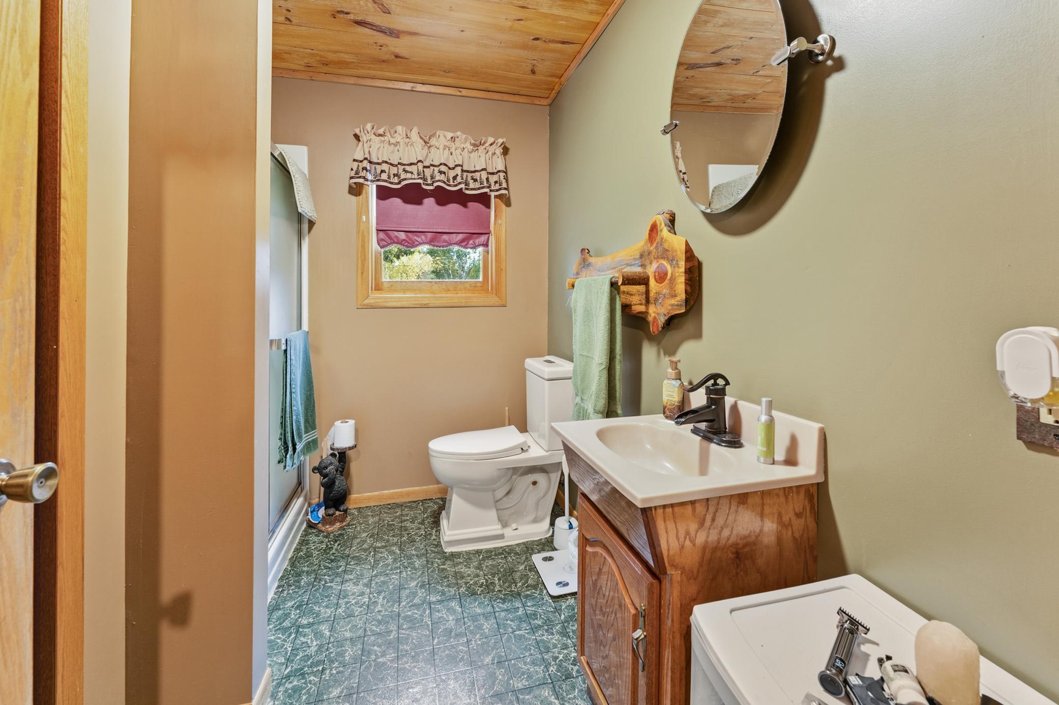 main property photo 16