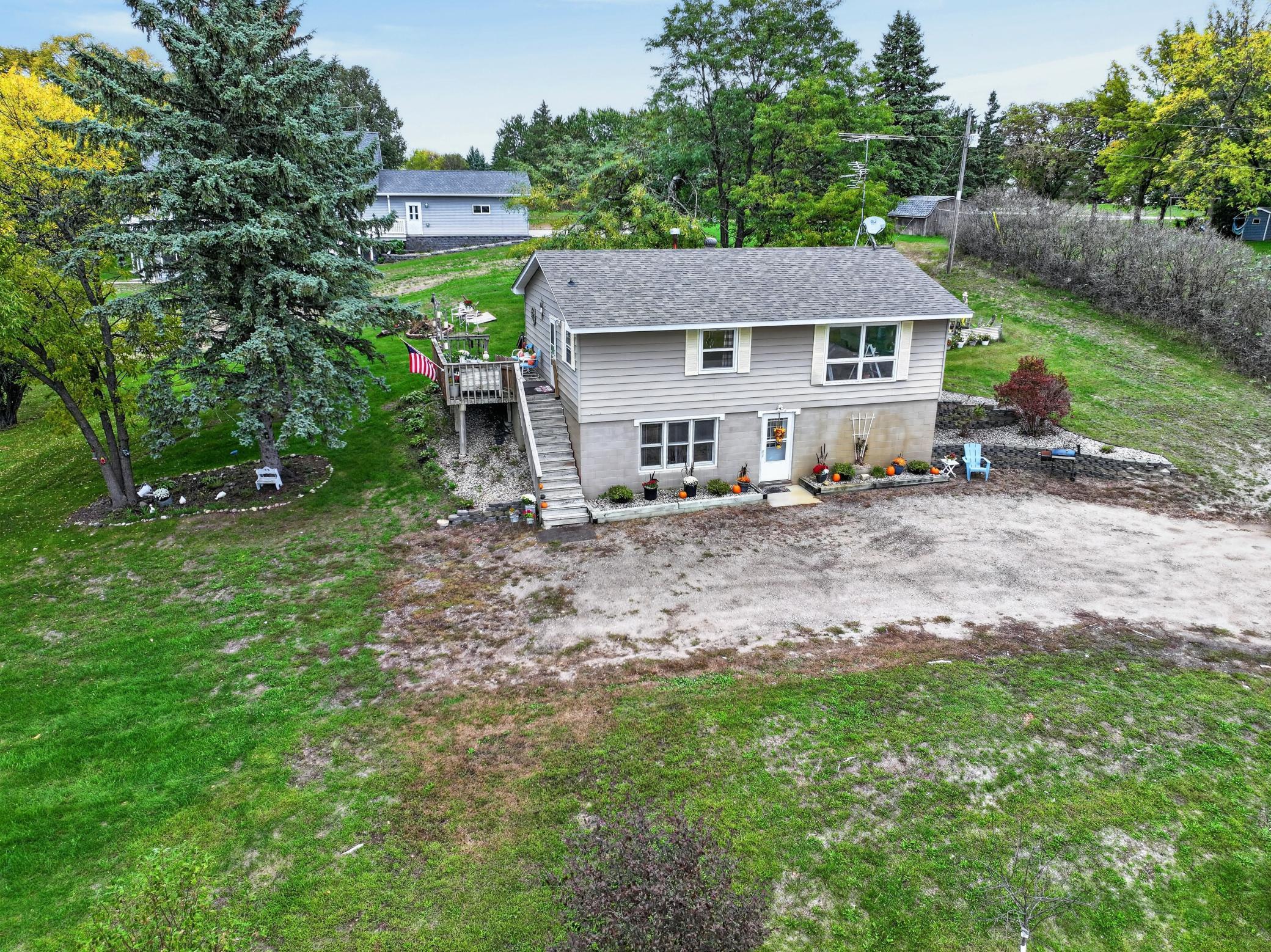 main property photo 60