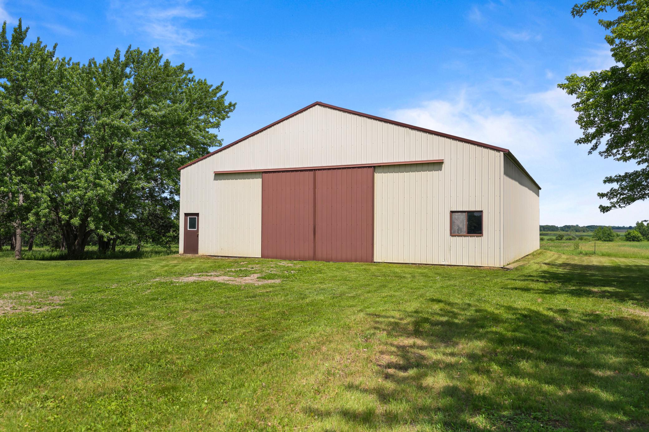 main property photo 15