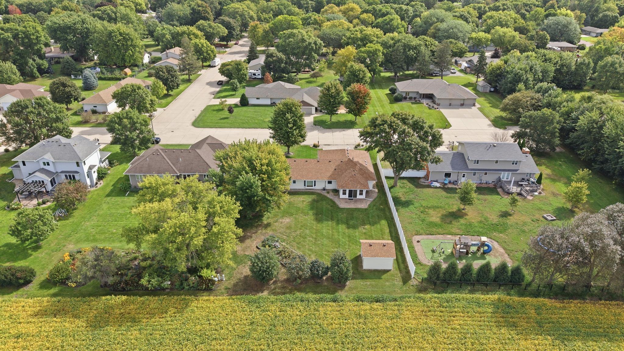 main property photo 34