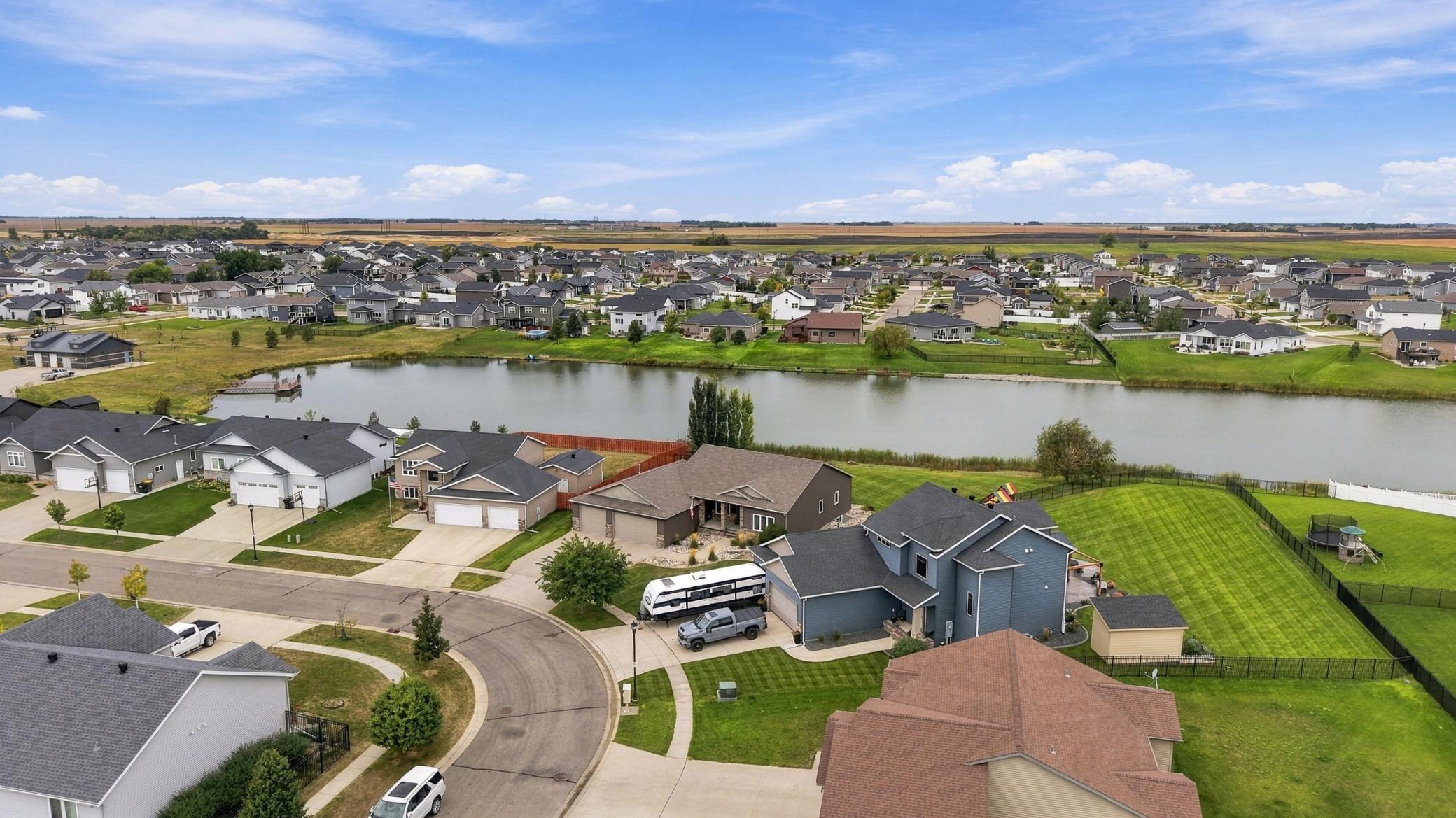 main property photo 50
