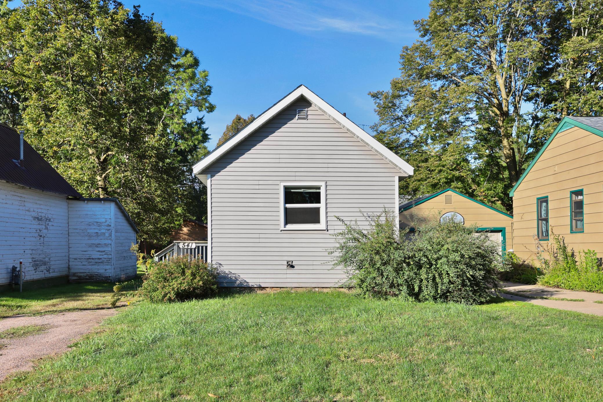 main property photo 18