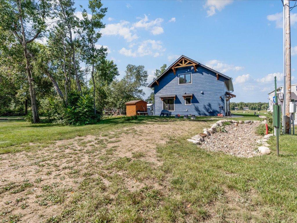 main property photo 21
