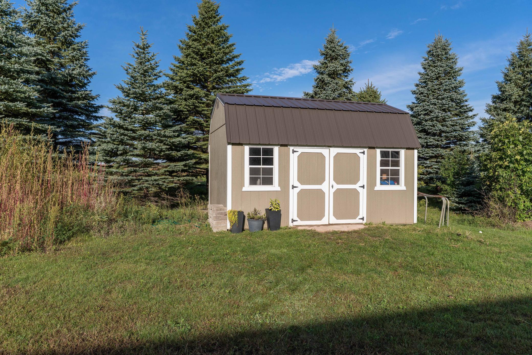 main property photo 39