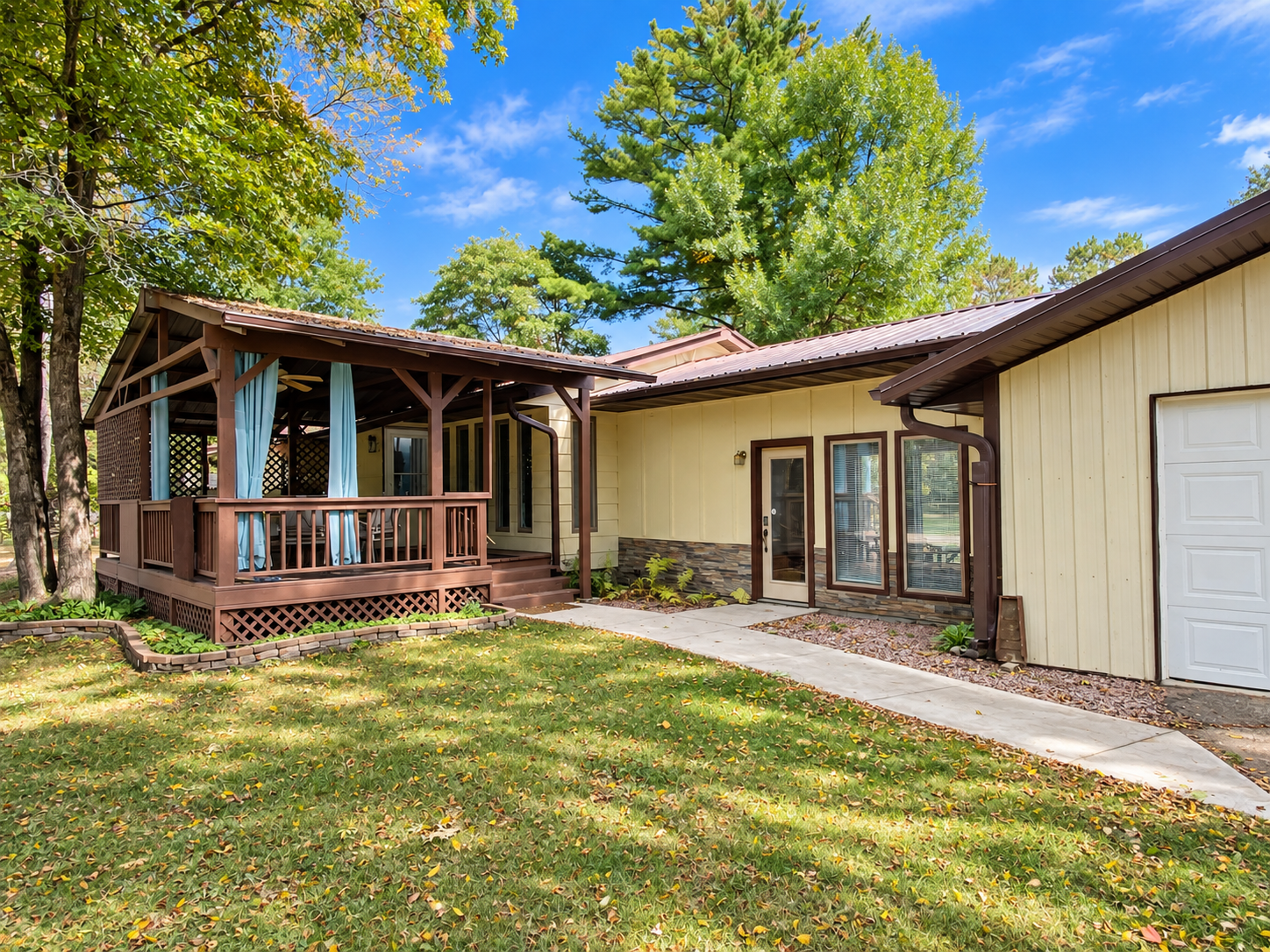 main property photo 31