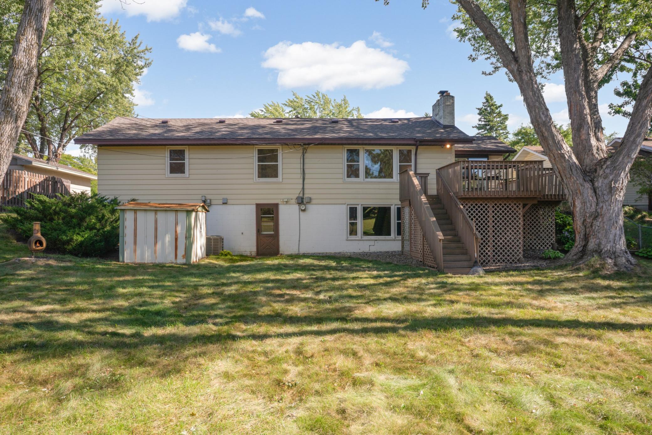 main property photo 23