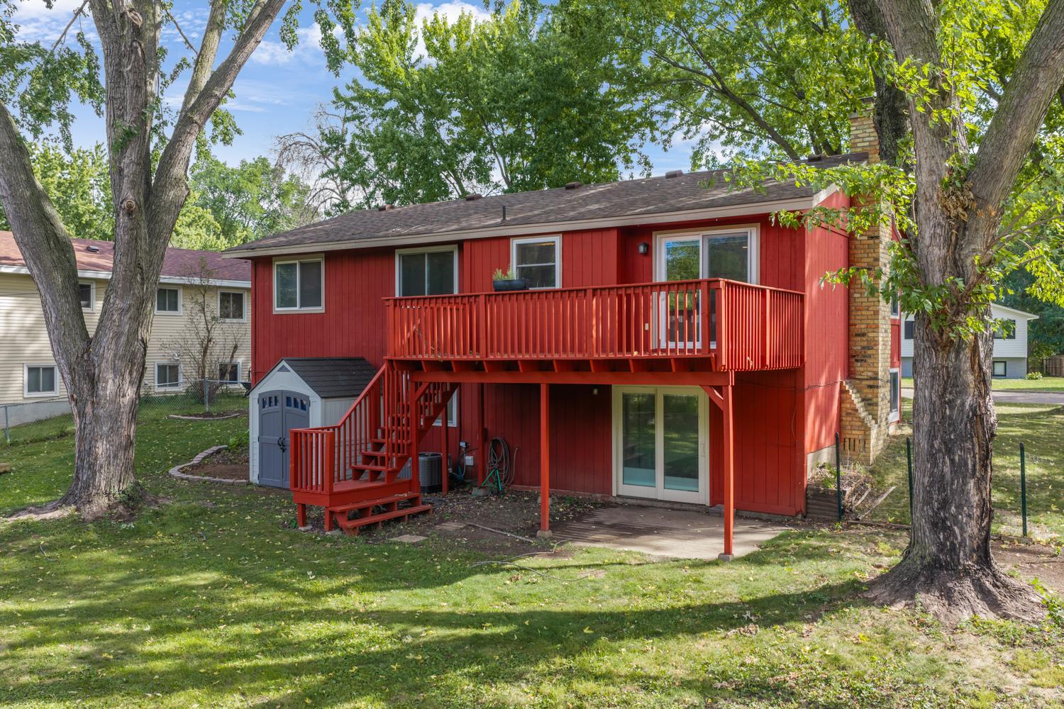main property photo 40