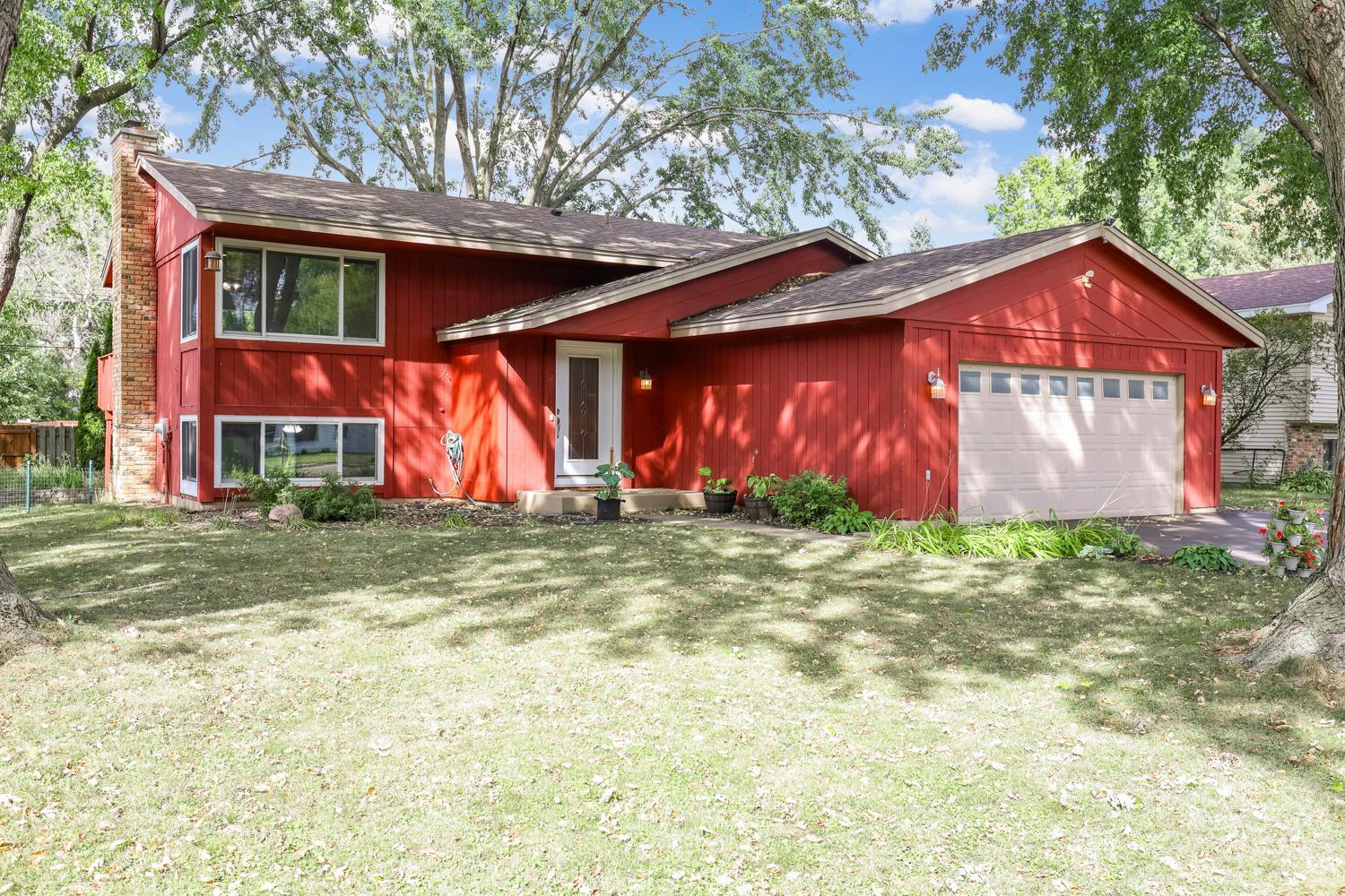 main property photo 45
