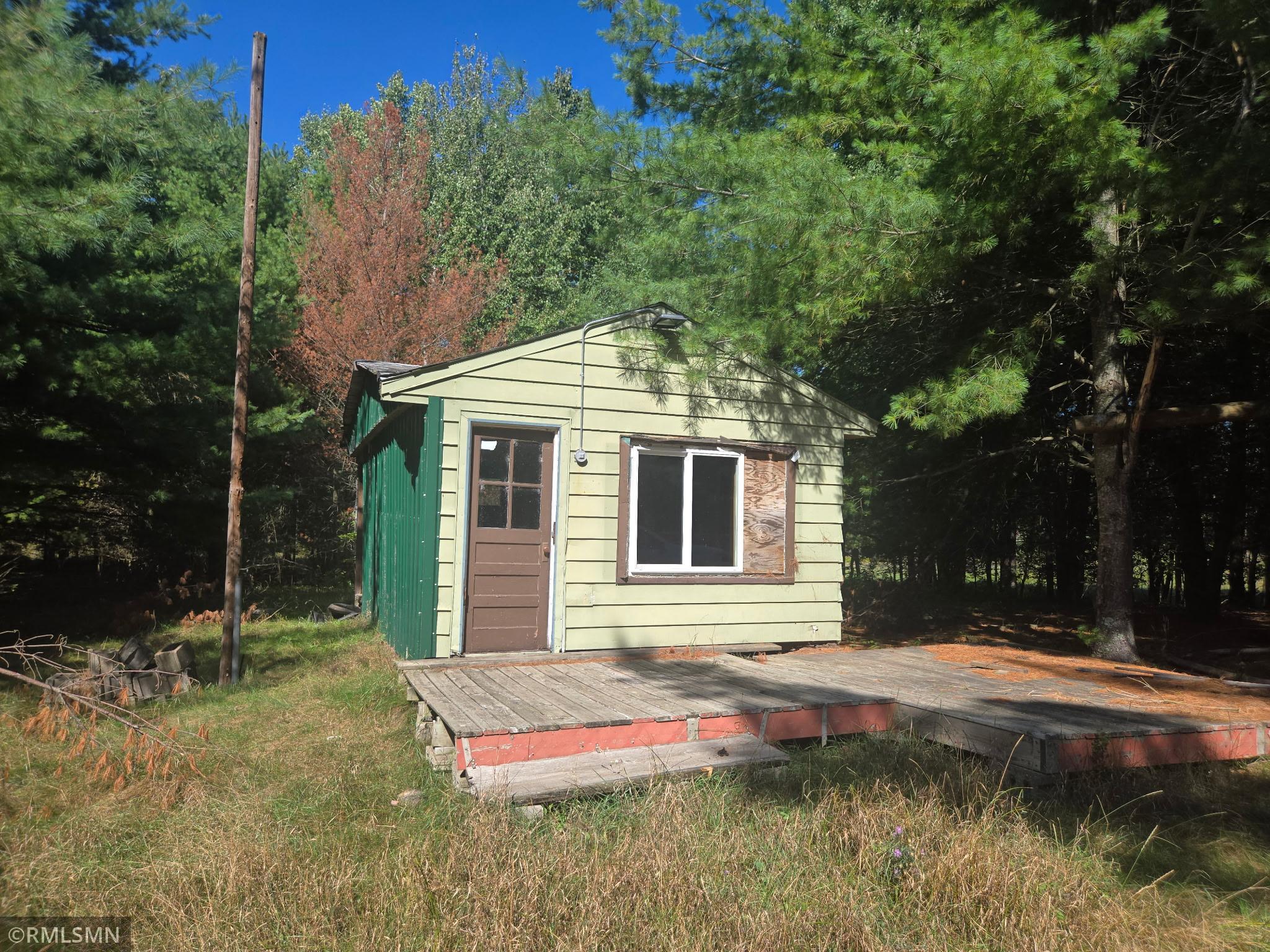 main property photo 8