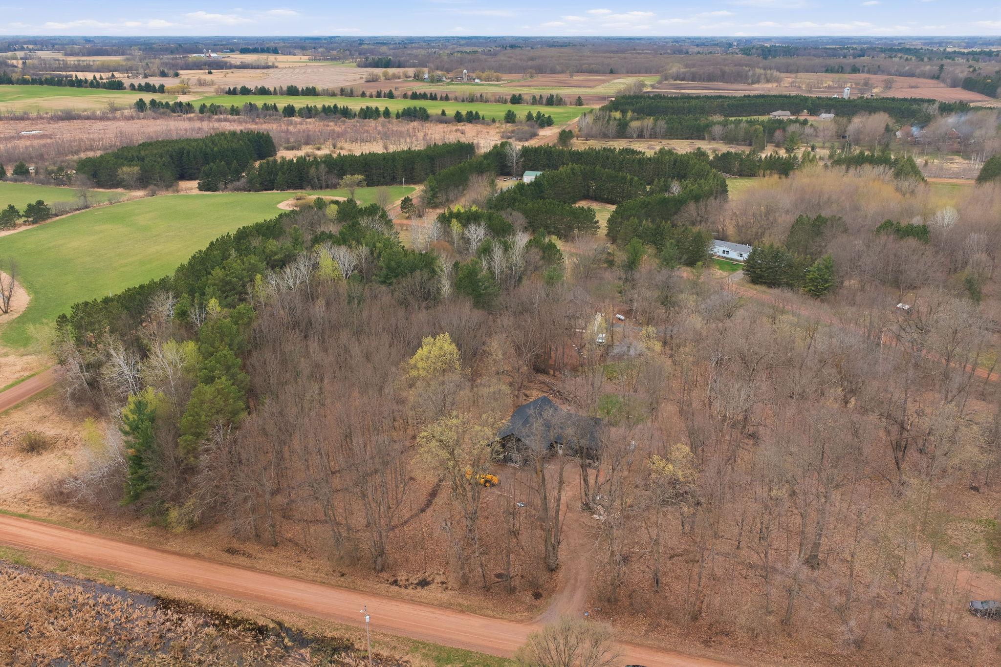 main property photo 16