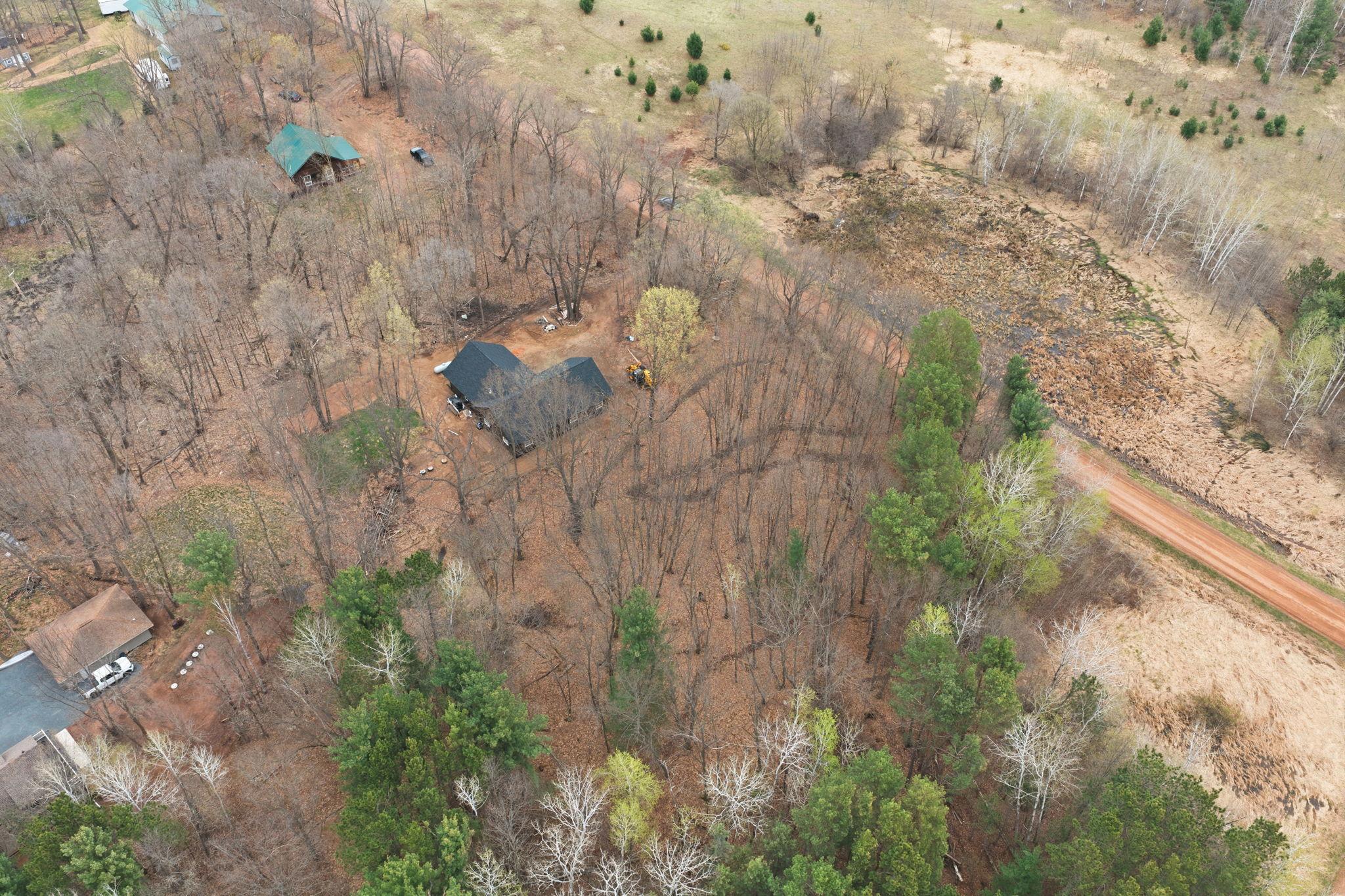 main property photo 18