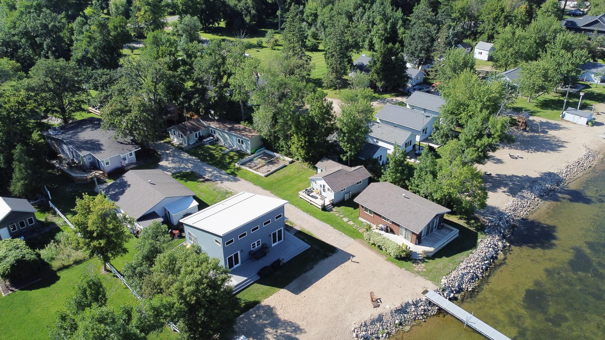 main property photo 23