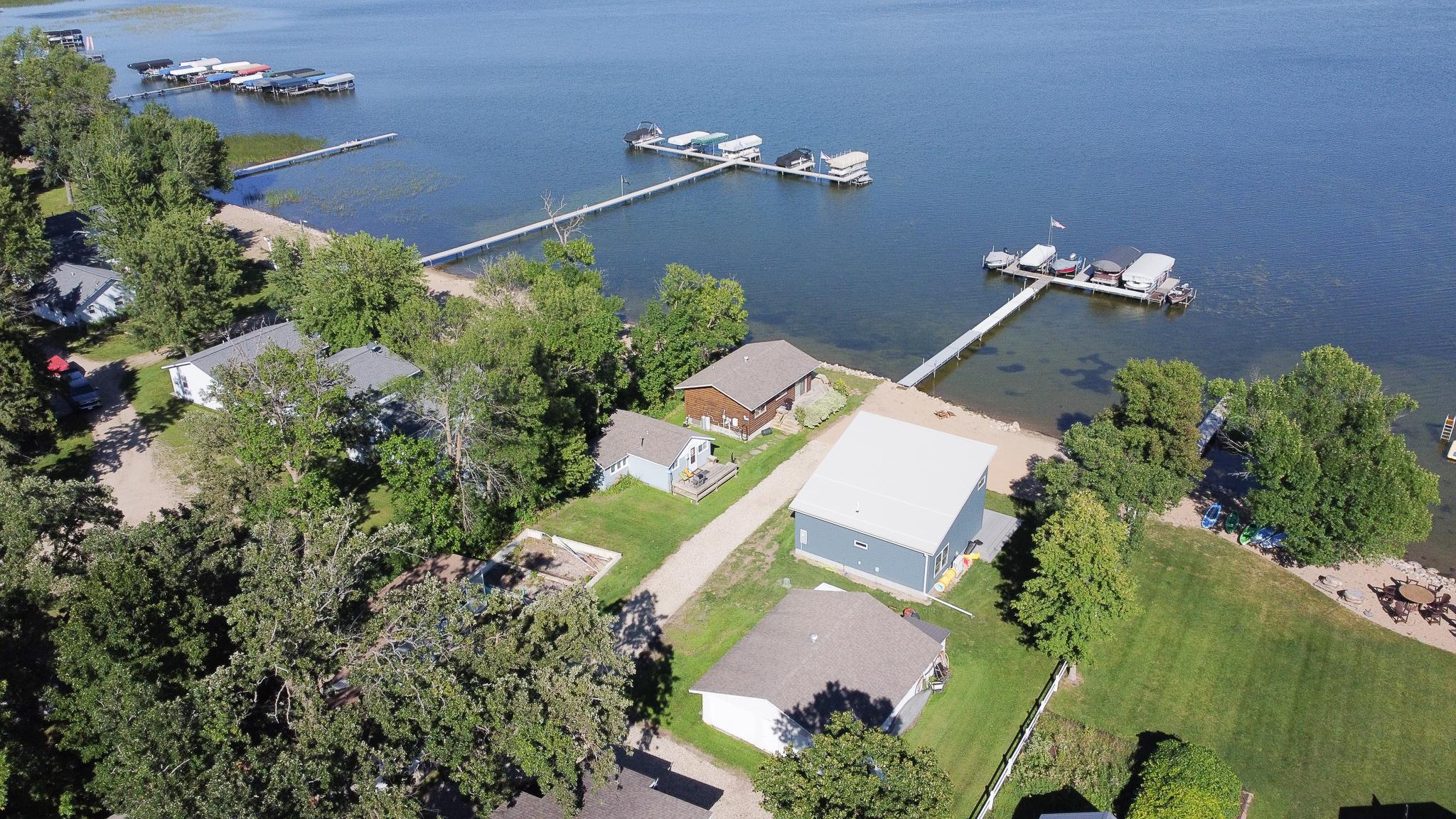 main property photo 25