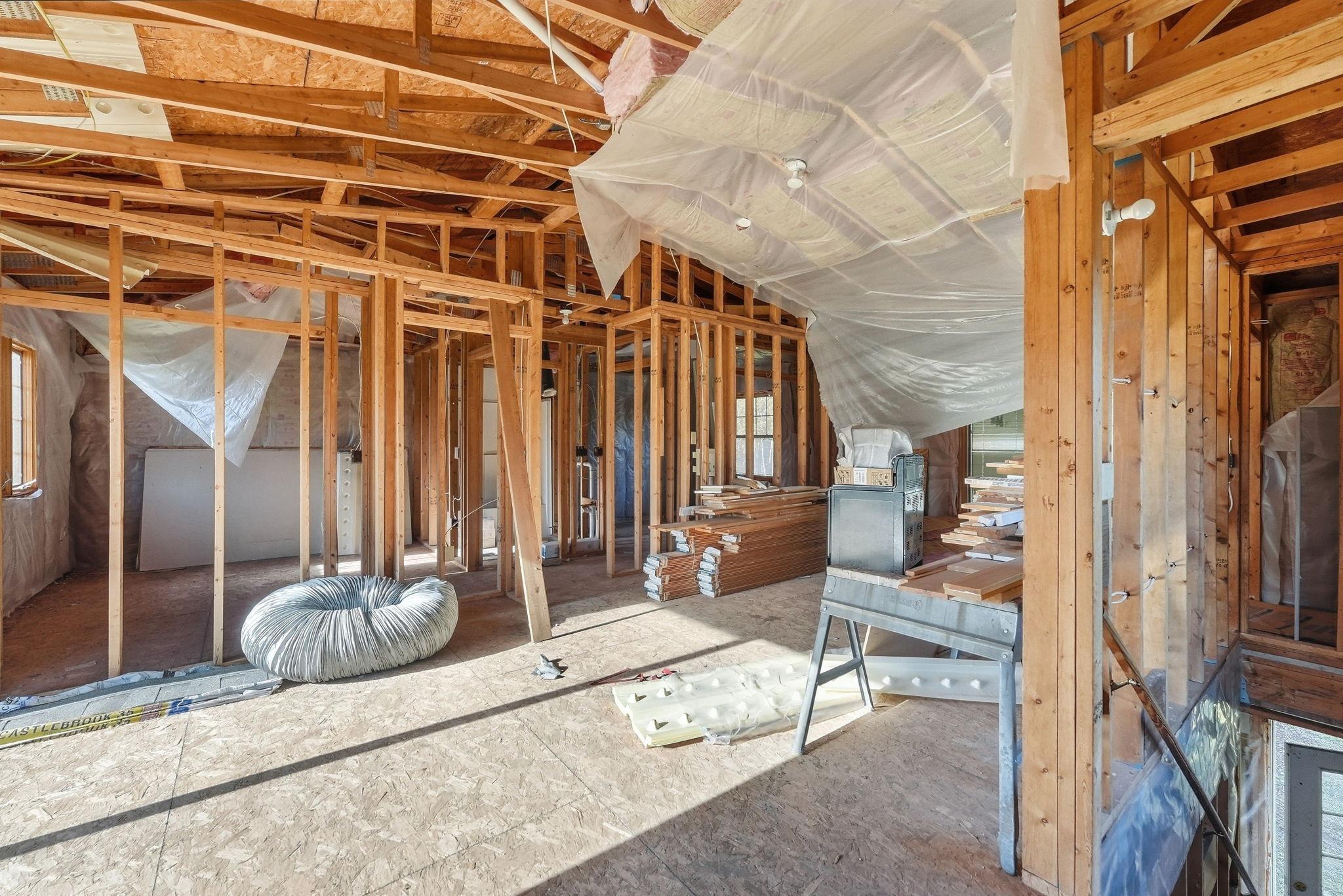 main property photo 70