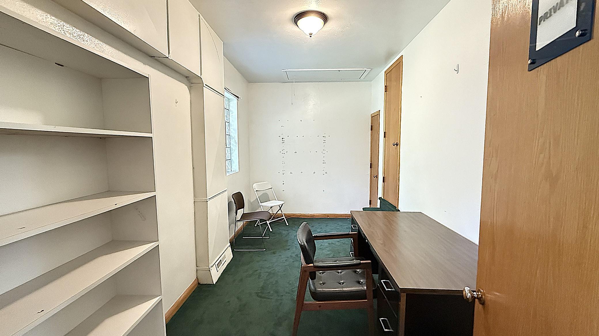 main property photo 17